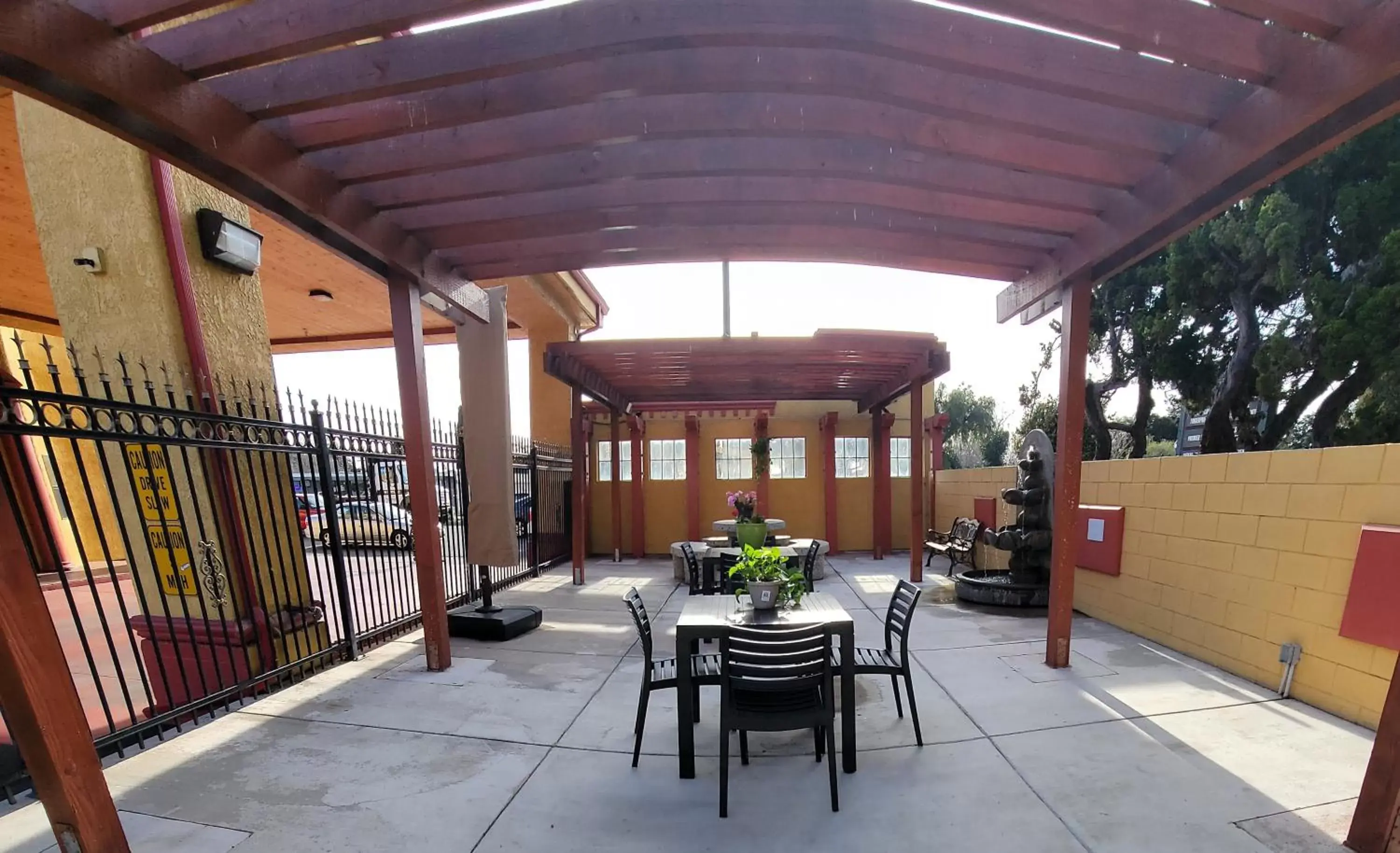 Patio in Mission Inn and Suites