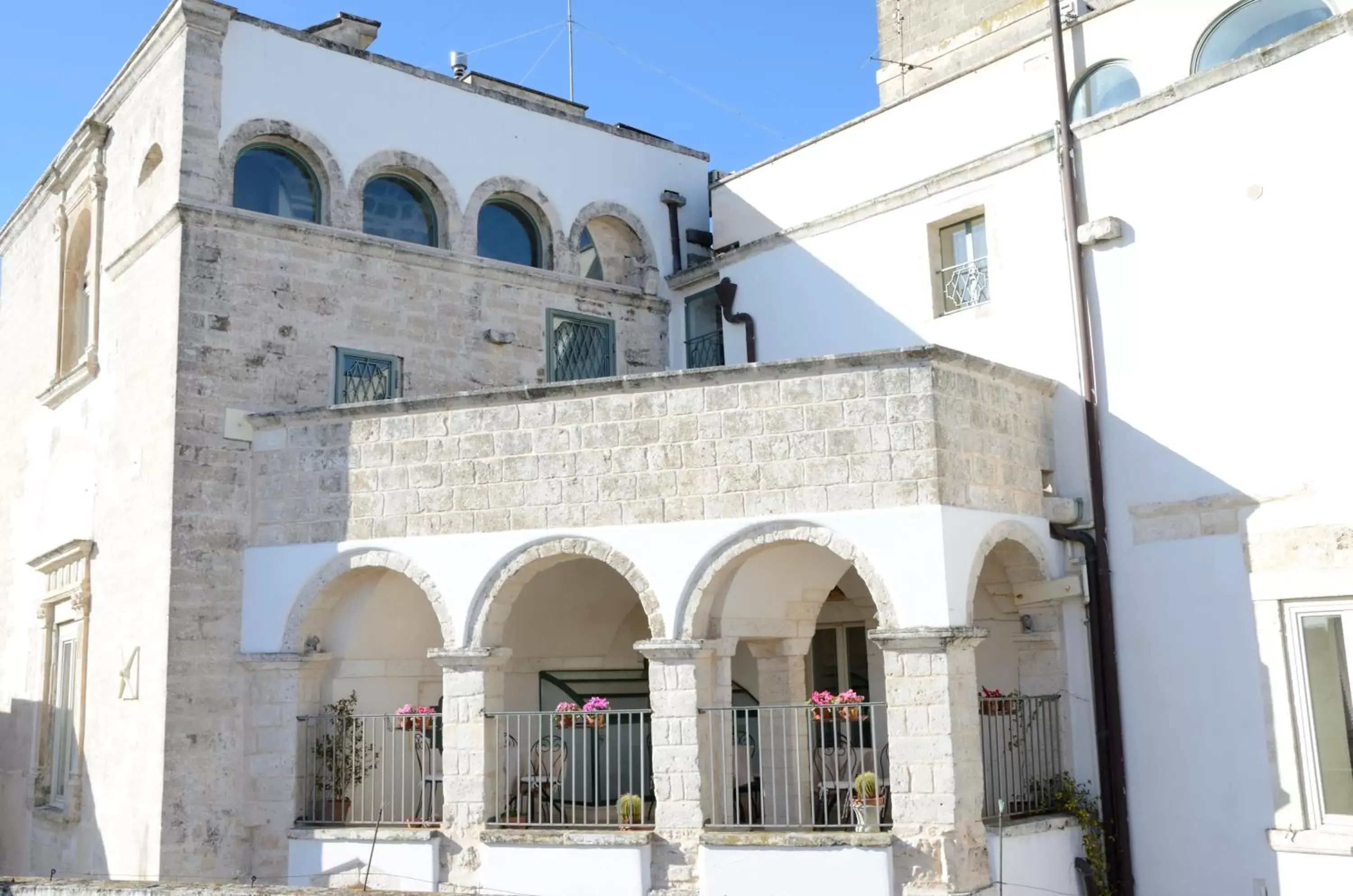 Facade/entrance, Property Building in Hotel La Terra