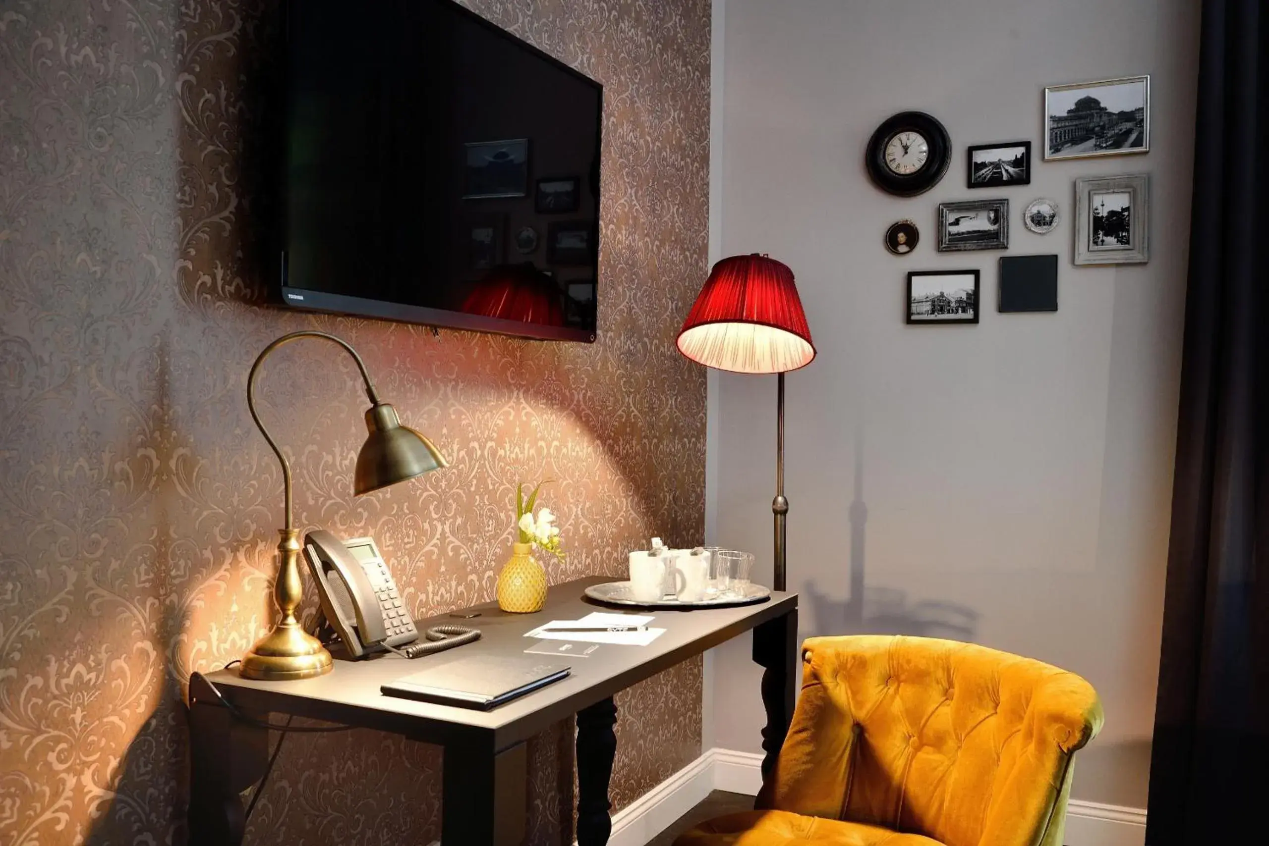 Seating area, TV/Entertainment Center in Syte Boutique Hotel Mannheim