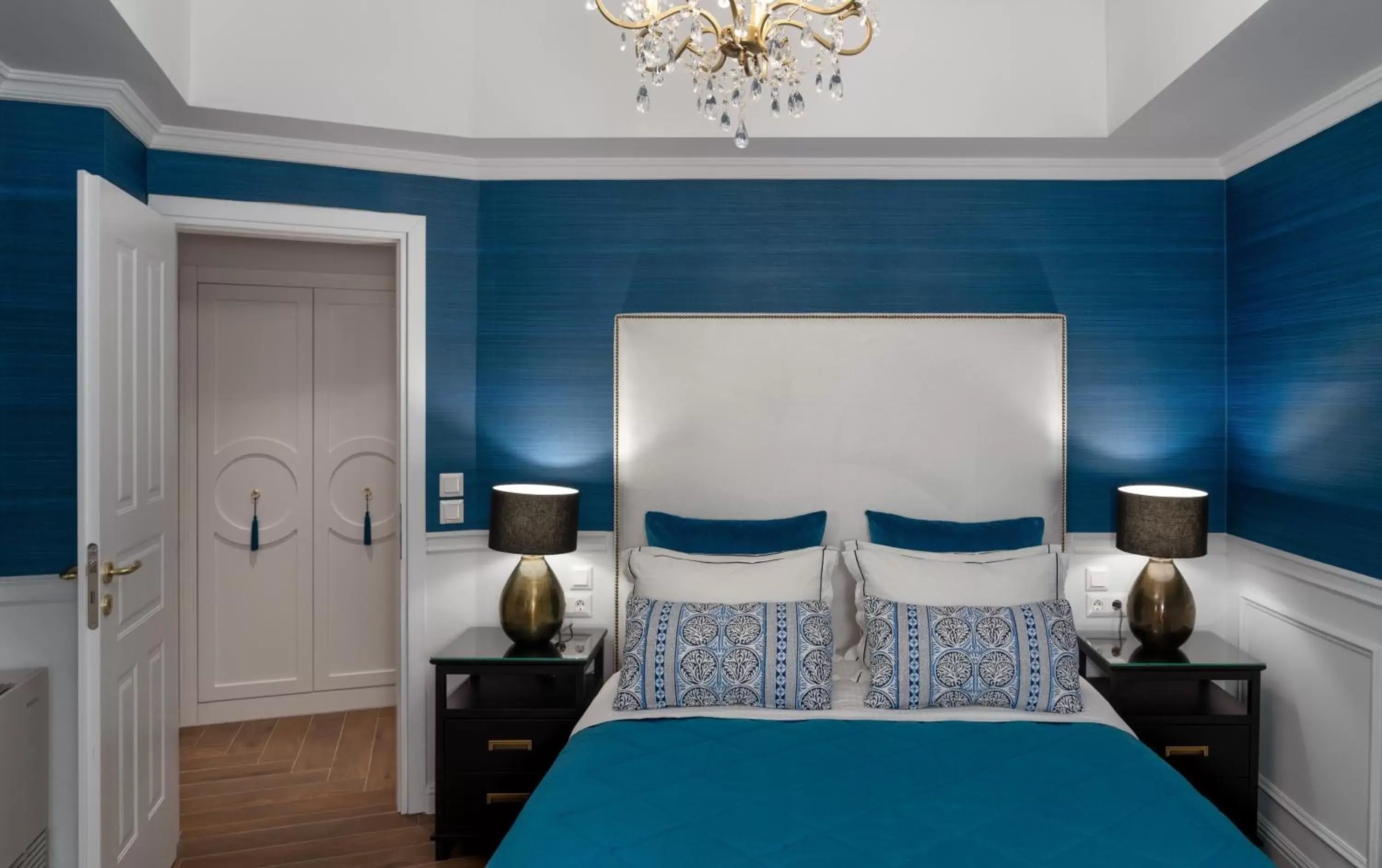 Bedroom, Bed in Evripidou Suites