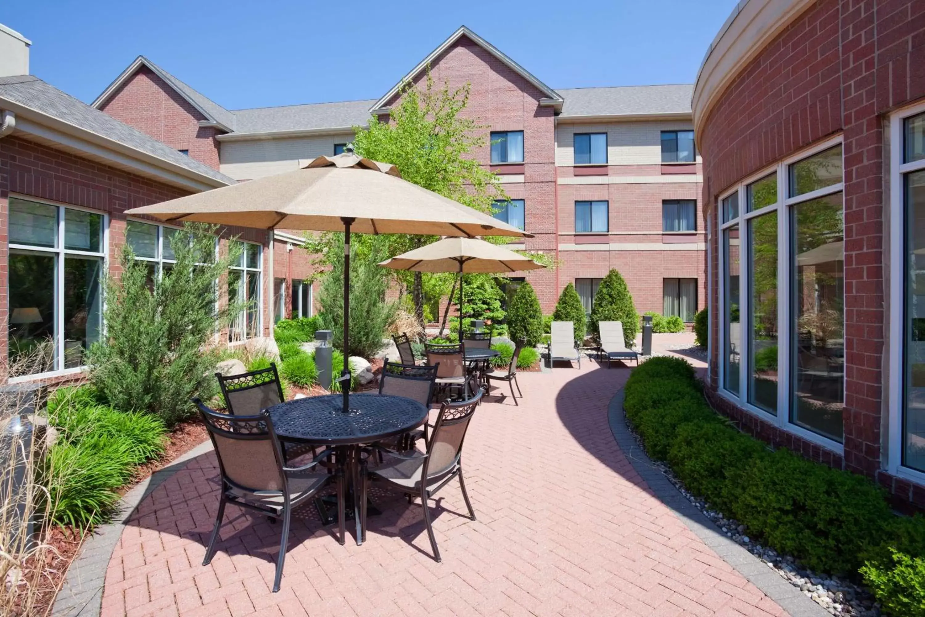 Patio in Hilton Garden Inn Minneapolis Maple Grove