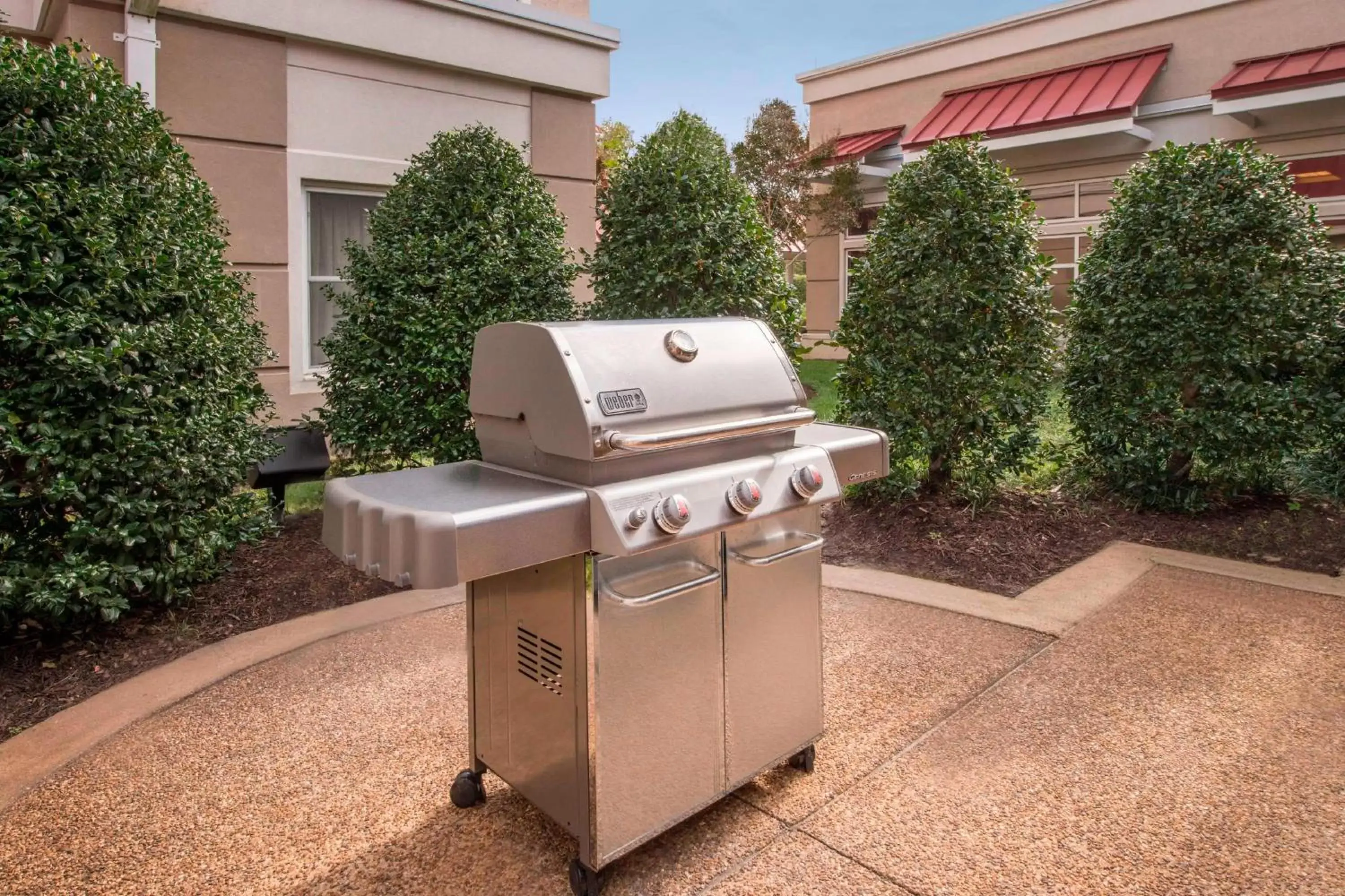 Restaurant/places to eat, BBQ Facilities in Residence Inn by Marriott Norfolk Airport