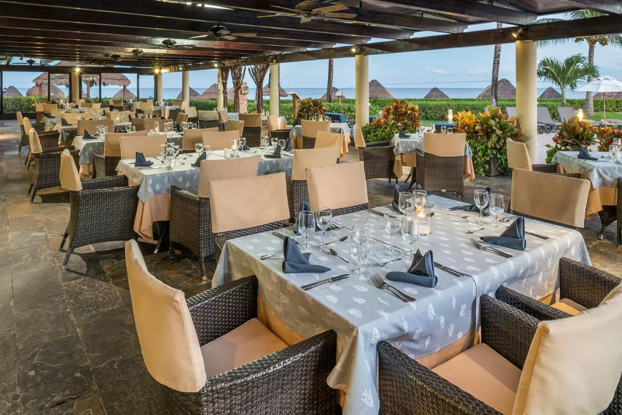 Restaurant/Places to Eat in Ocean Coral & Turquesa All Inclusive