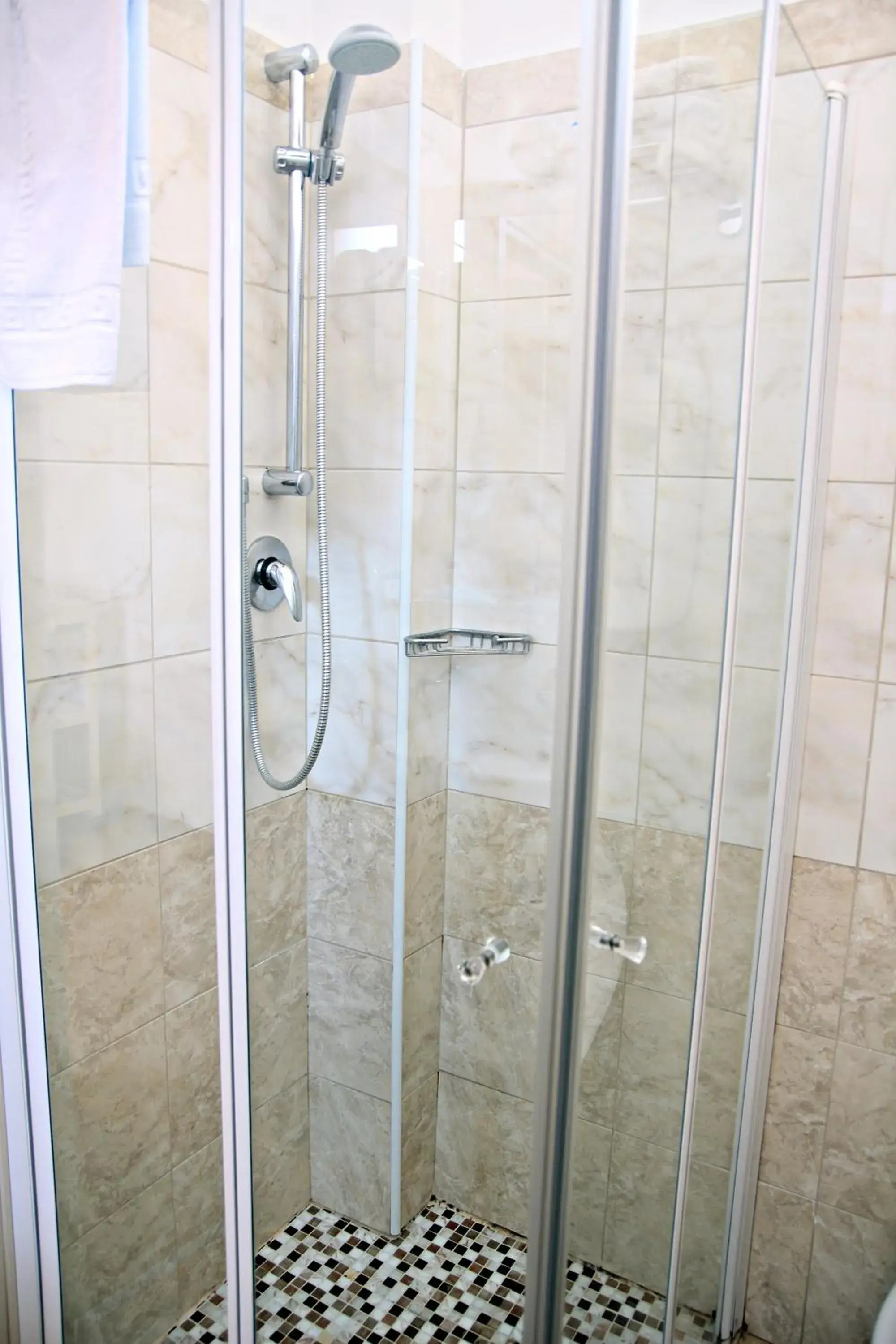 Shower, Bathroom in Hotel Morolli