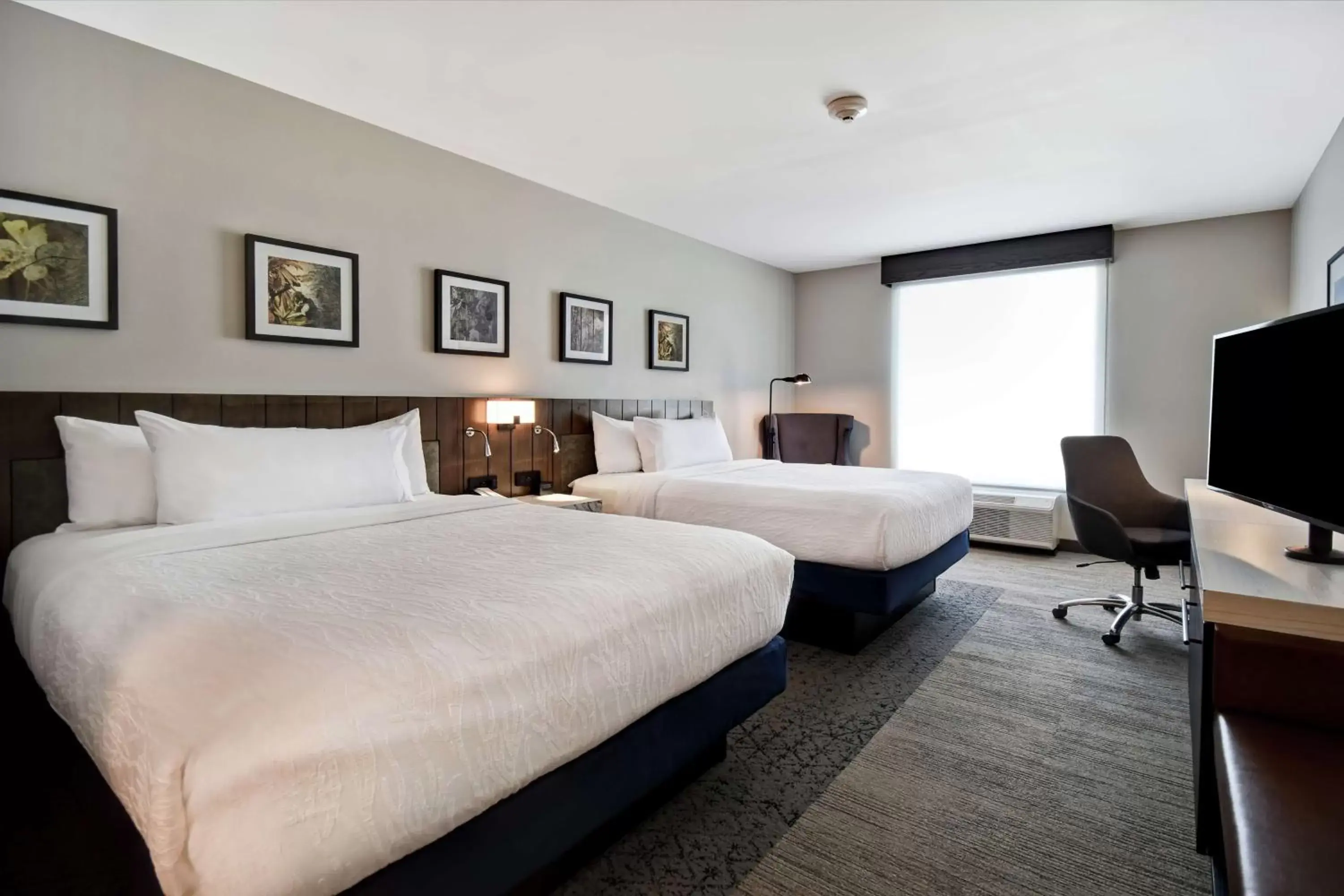 Bedroom, Bed in Hilton Garden Inn Jackson