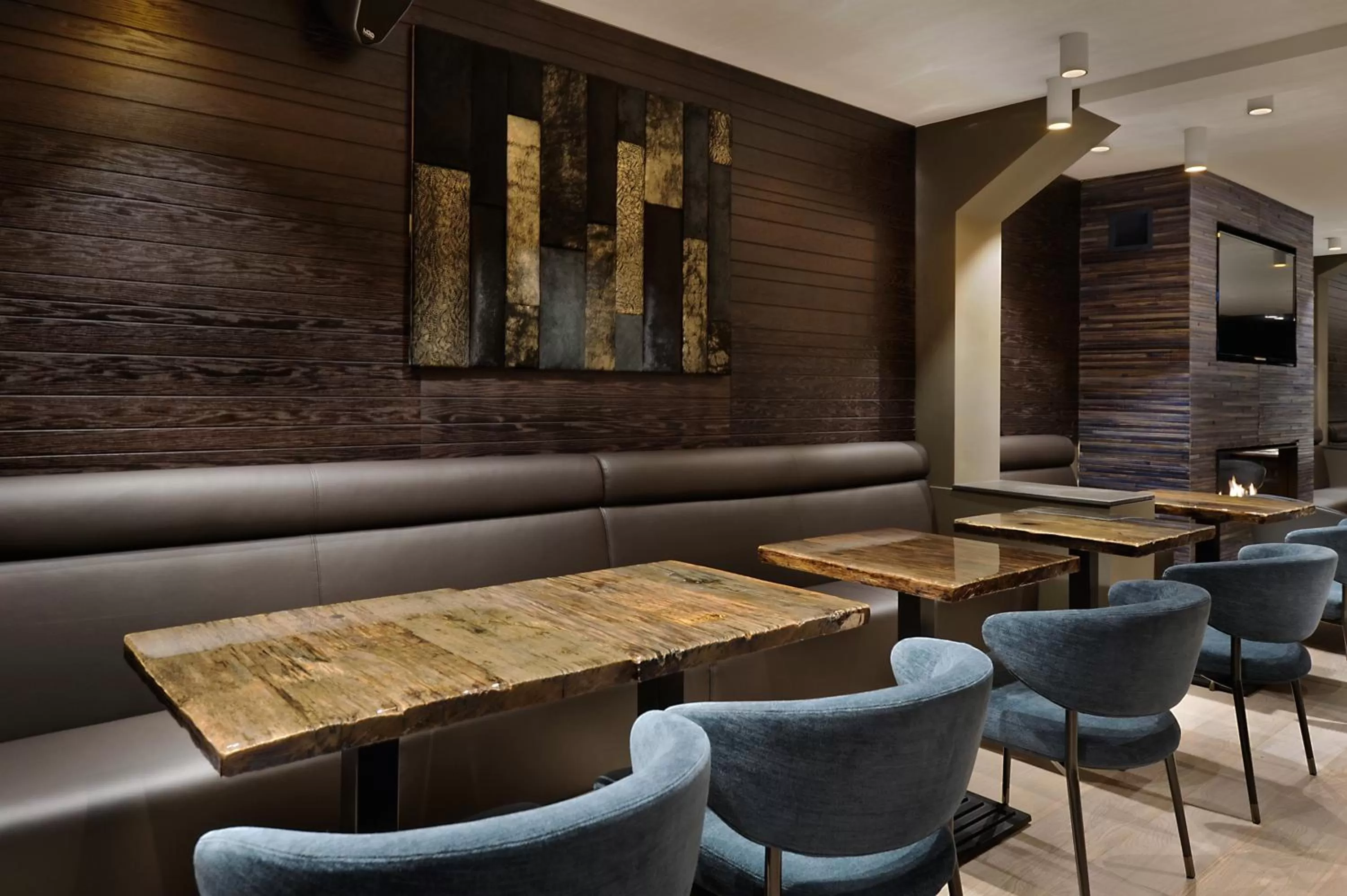 Restaurant/places to eat in Amsterdam Forest Hotel