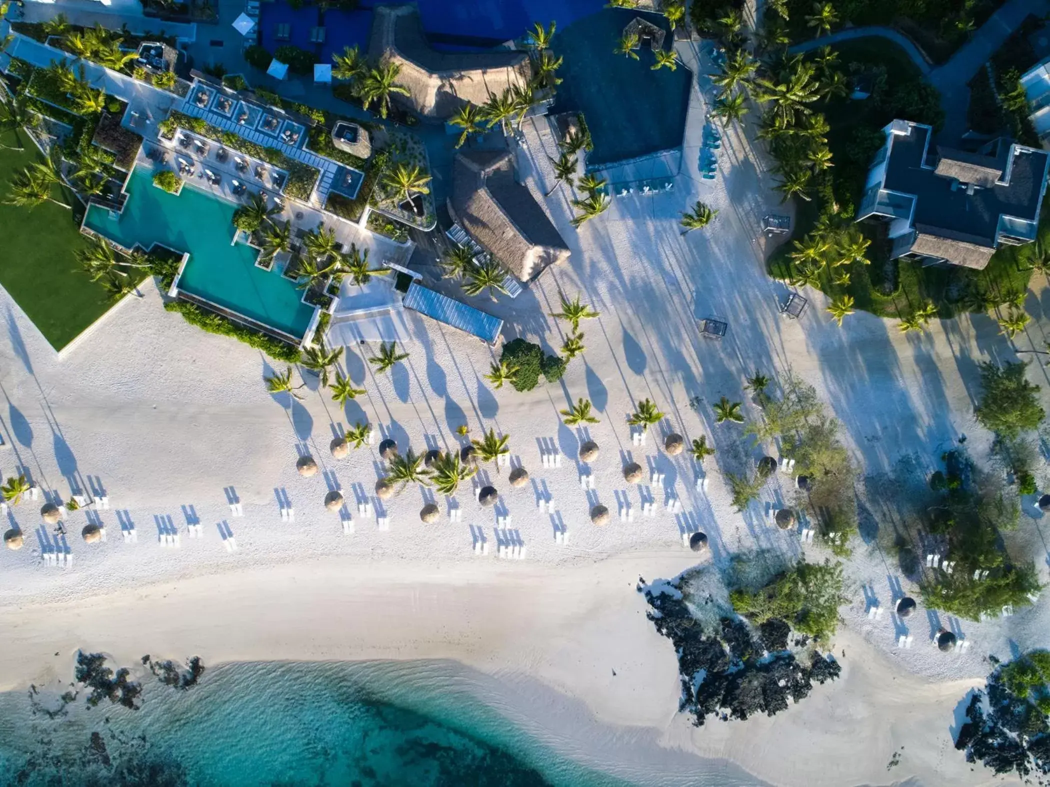 Bird's eye view, Bird's-eye View in Long Beach Mauritius