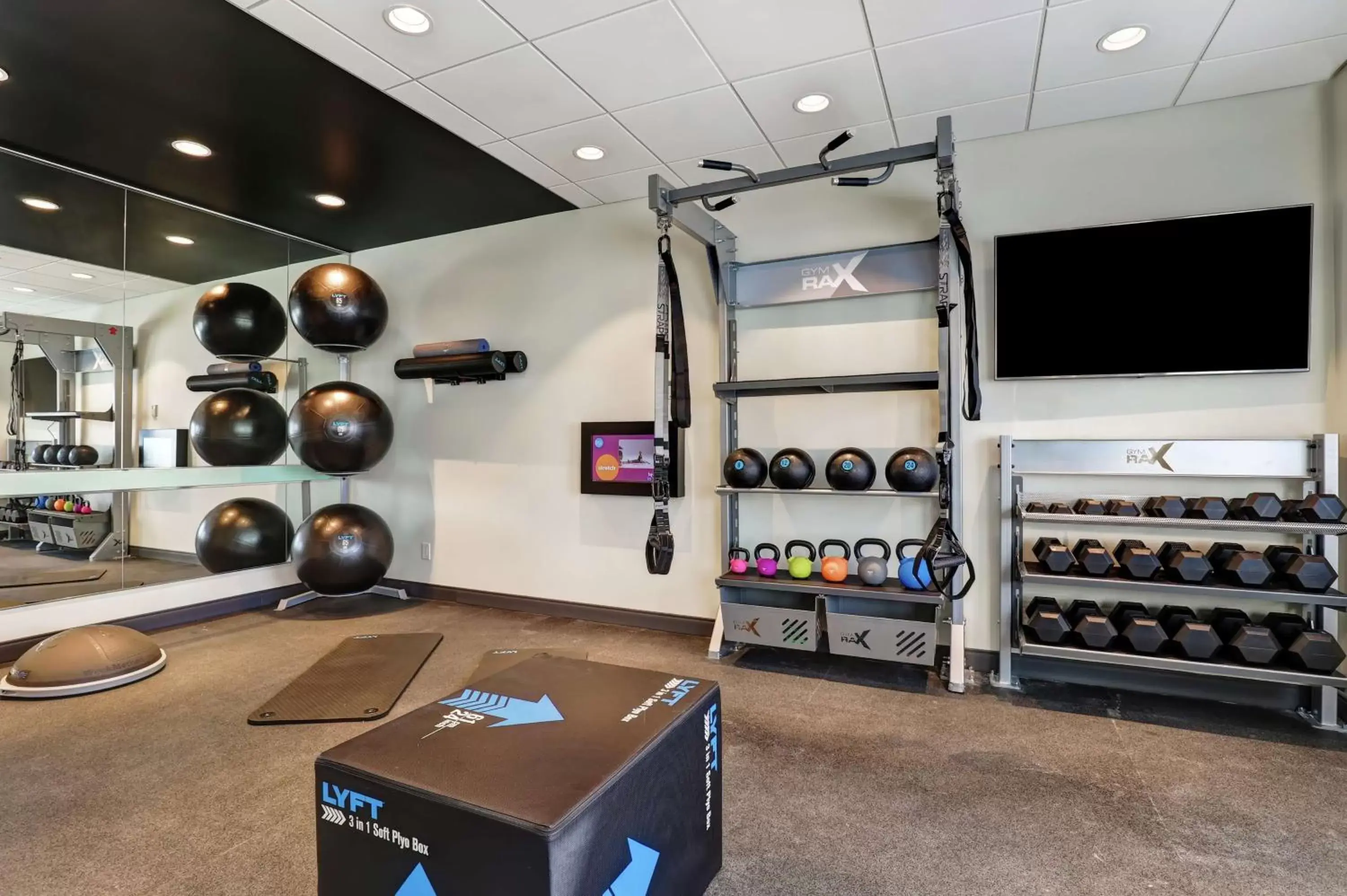 Fitness centre/facilities, Fitness Center/Facilities in Tru By Hilton Edmonton Windermere