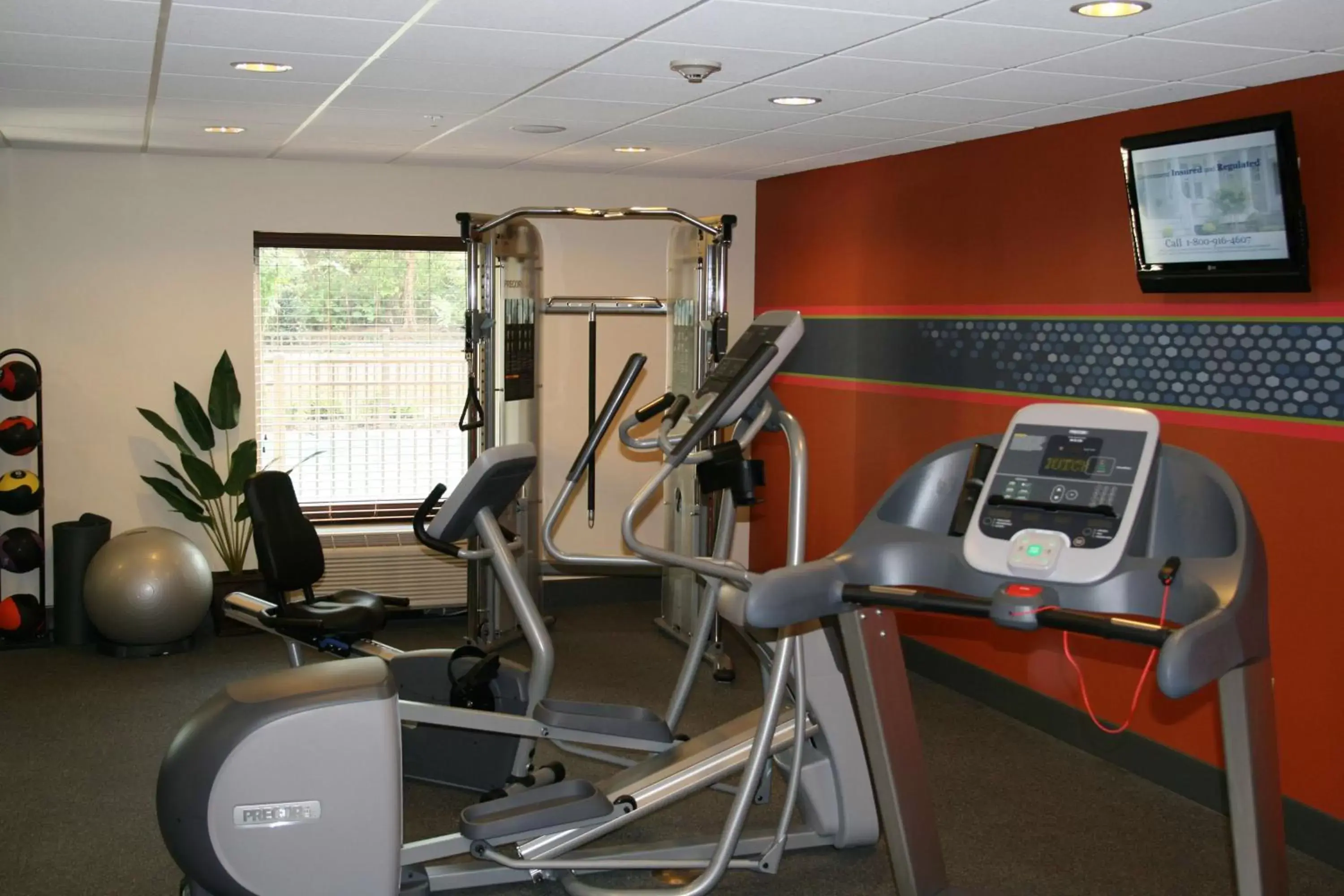 Fitness centre/facilities, Fitness Center/Facilities in Hampton Inn & Suites Lebanon