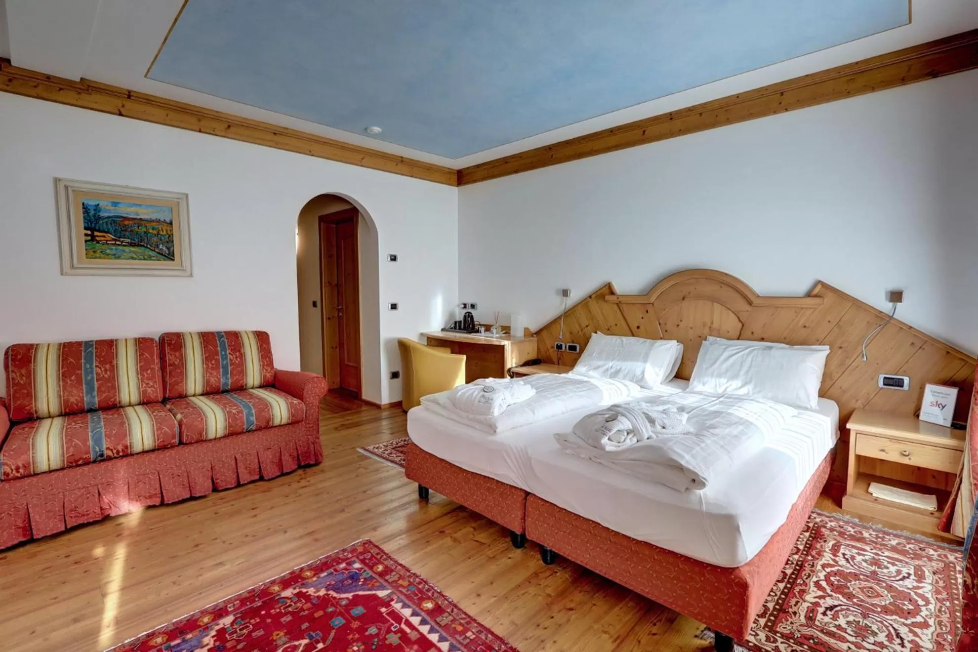 Photo of the whole room, Bed in Leading Relax Hotel Maria