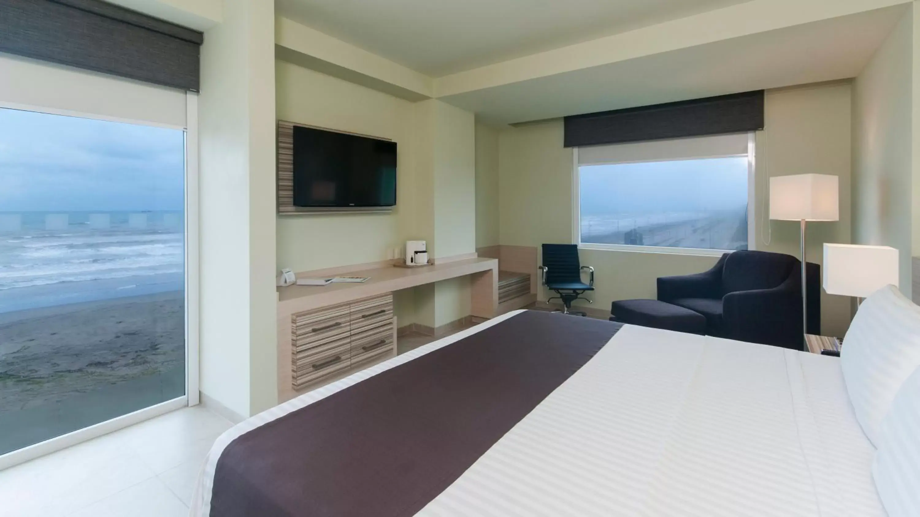Photo of the whole room, Sea View in Holiday Inn Coatzacoalcos, an IHG Hotel
