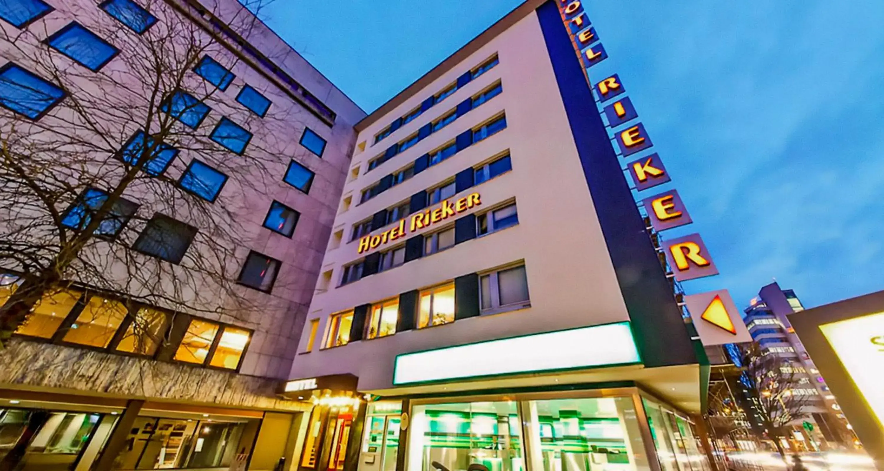 Property Building in Novum Hotel Rieker Stuttgart Hauptbahnhof   