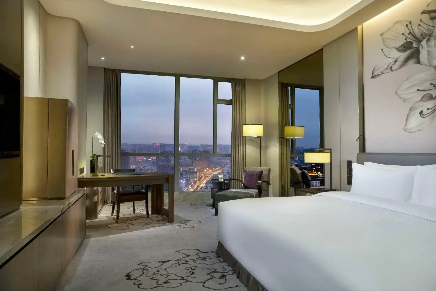 Bedroom in Kempinski Hotel Changsha