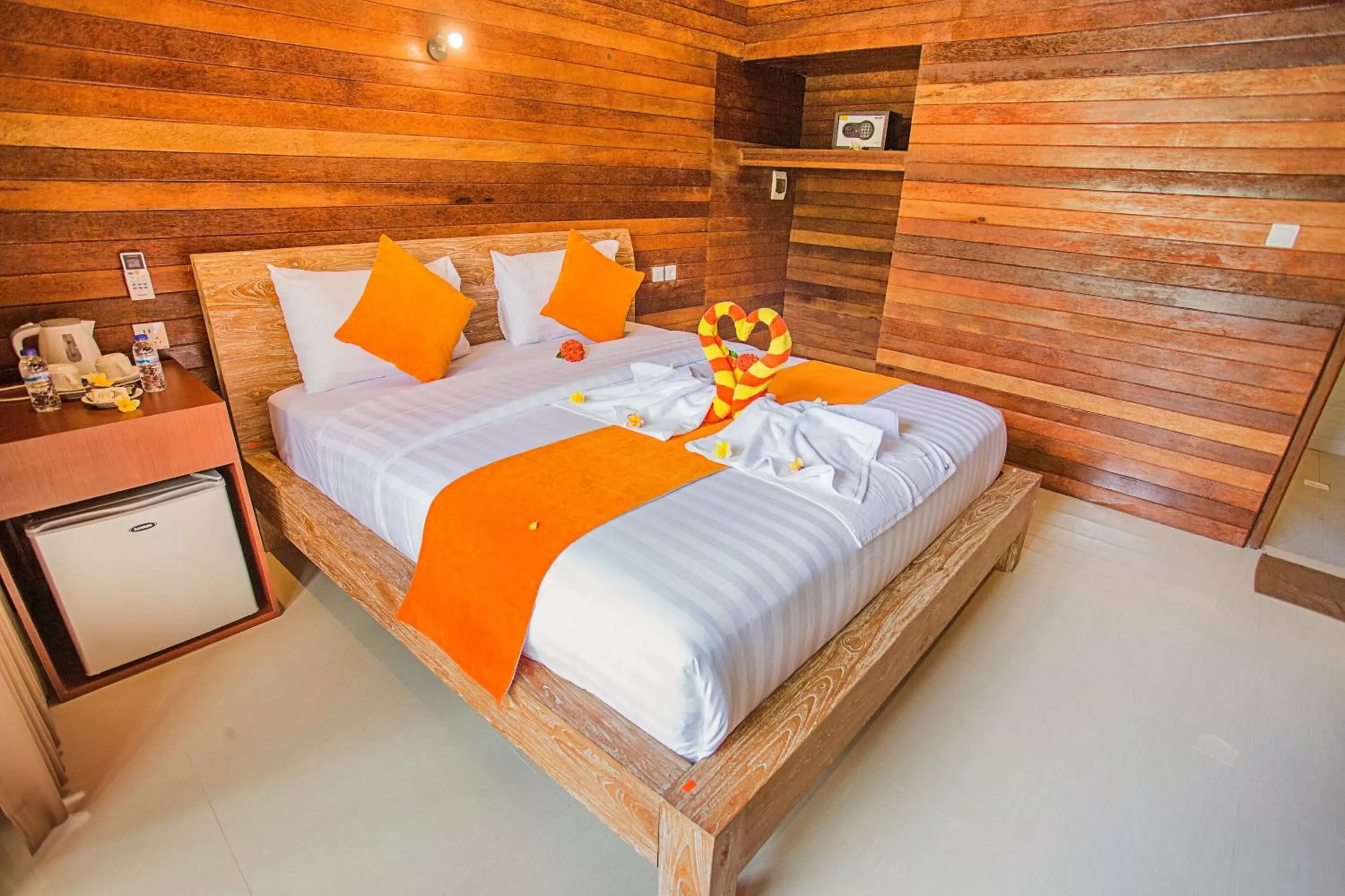 Bed in Dinatah Lembongan Villas