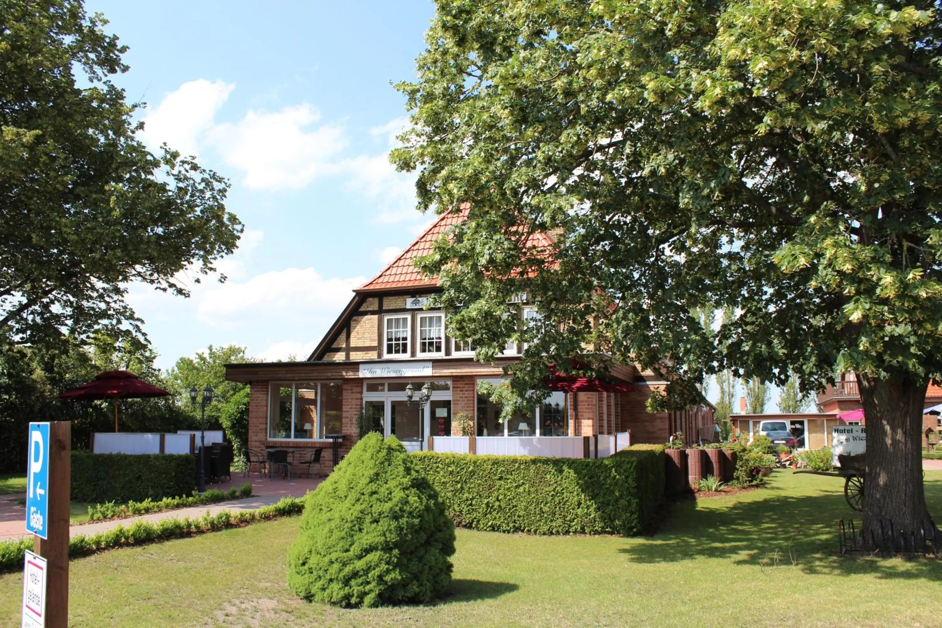 Facade/entrance in Im Wiesengrund