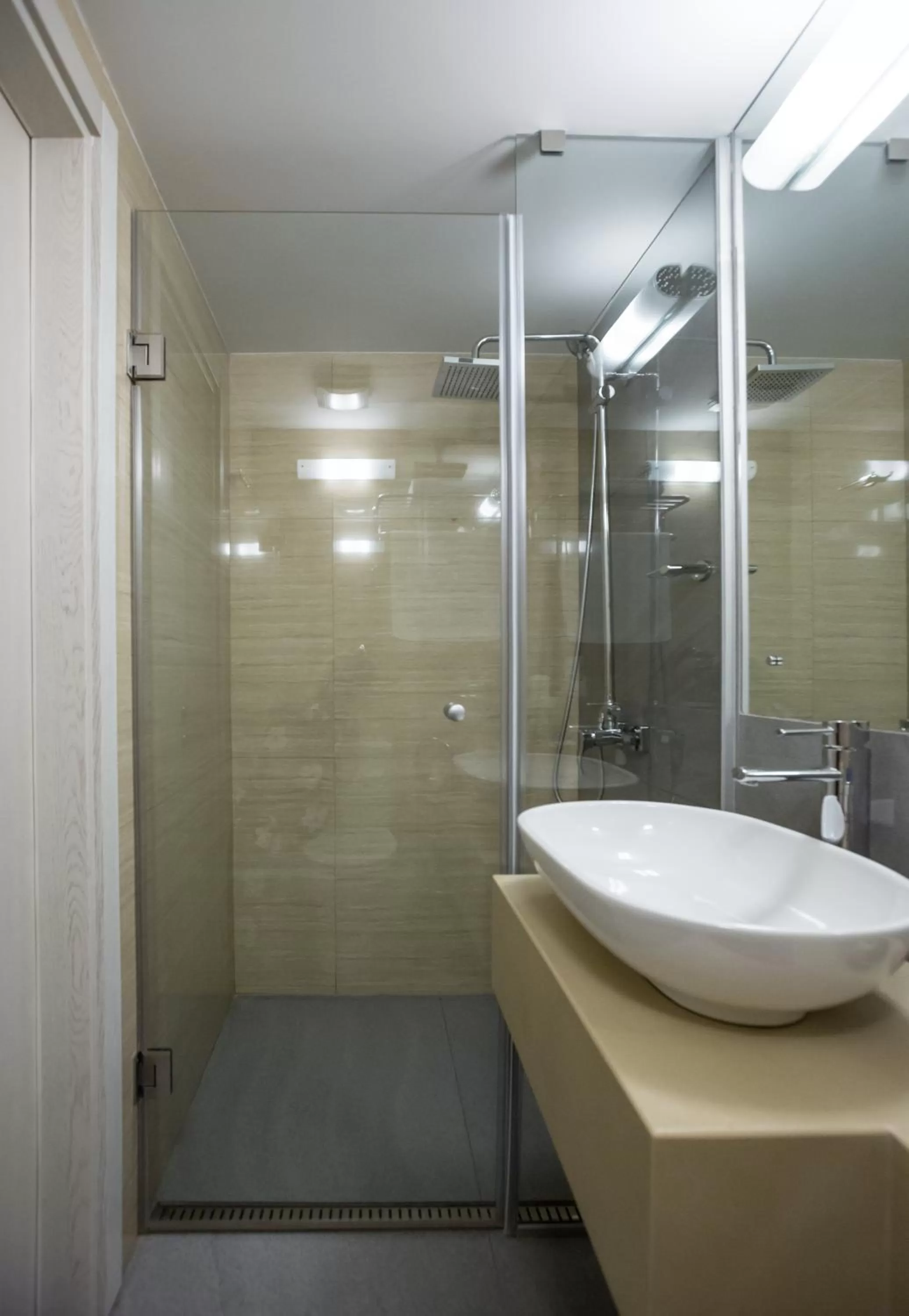 Shower in Atlantic Garden Resort