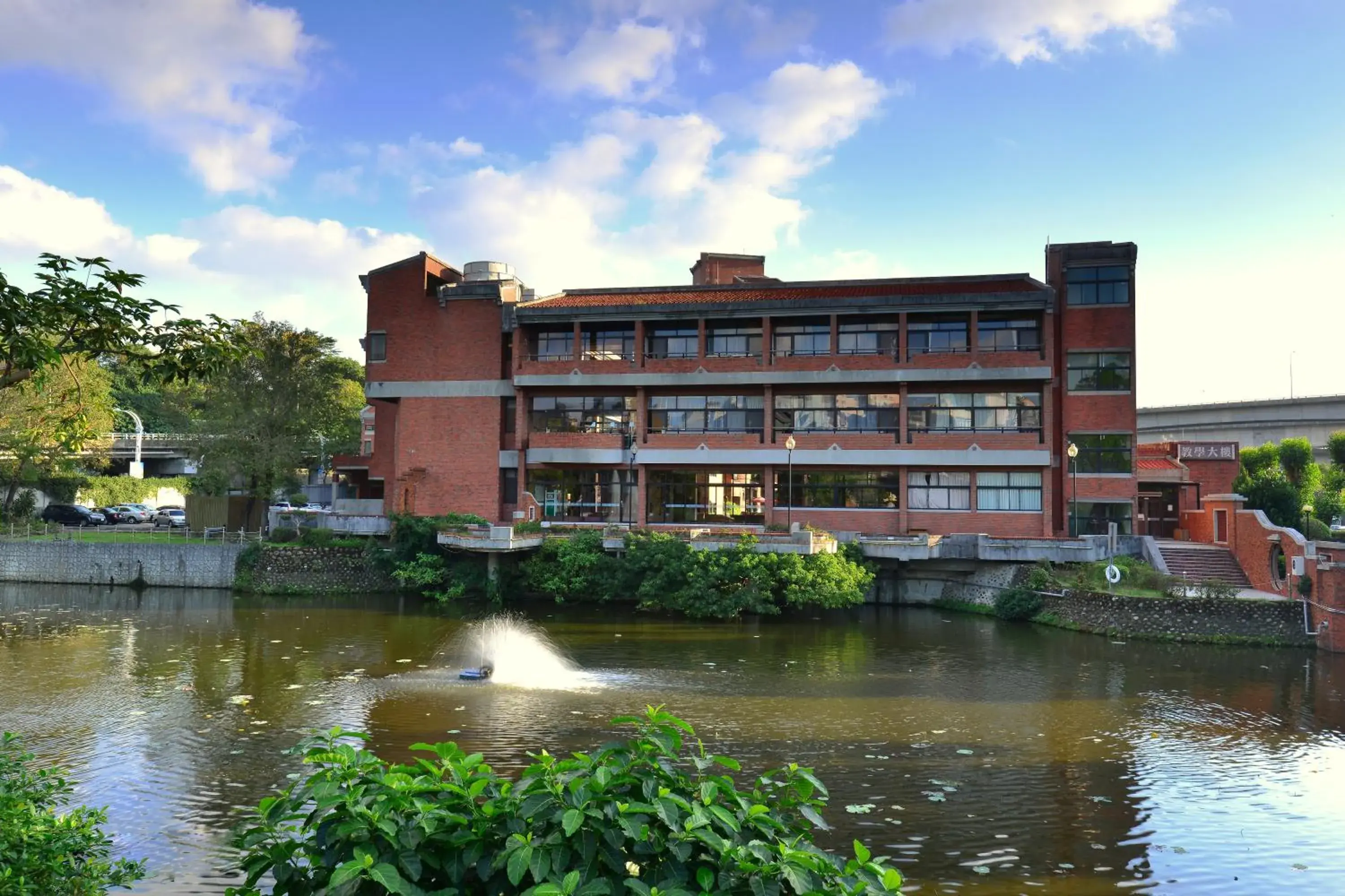 Lake view in CHIENTAN Youth Hotel