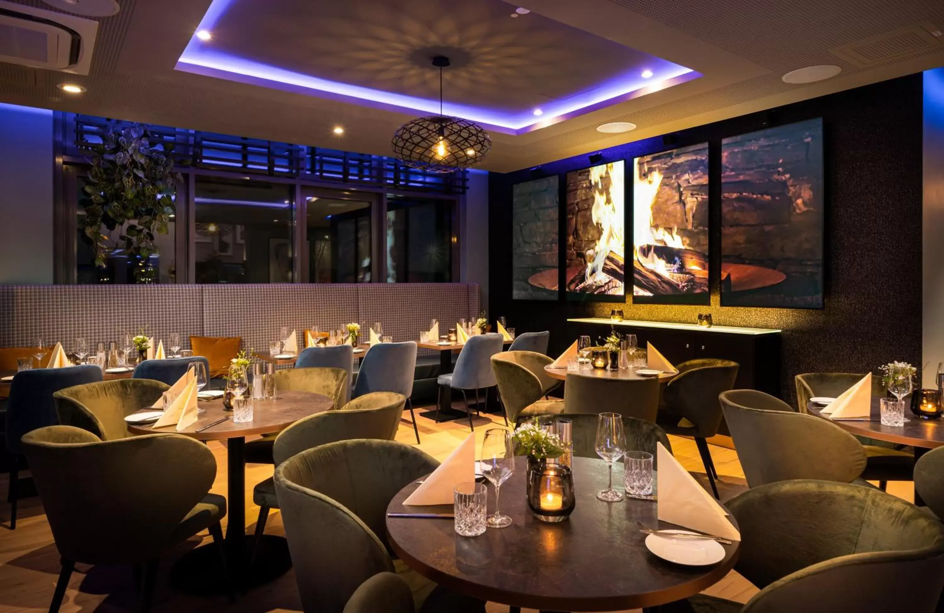 Lounge or bar, Restaurant/Places to Eat in Leonardo Hotel Eschborn Frankfurt