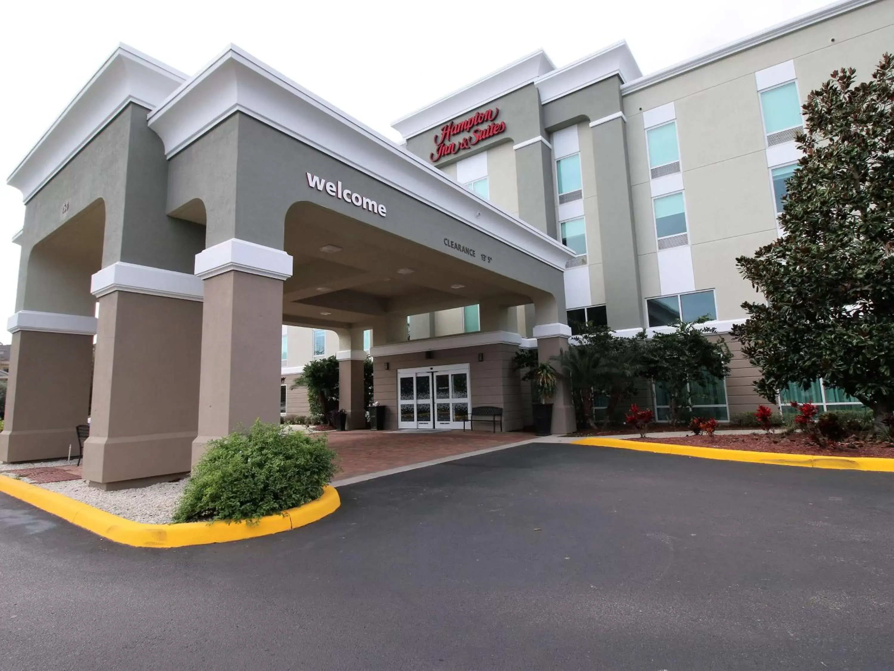 Property Building in Hampton Inn & Suites Palm Coast