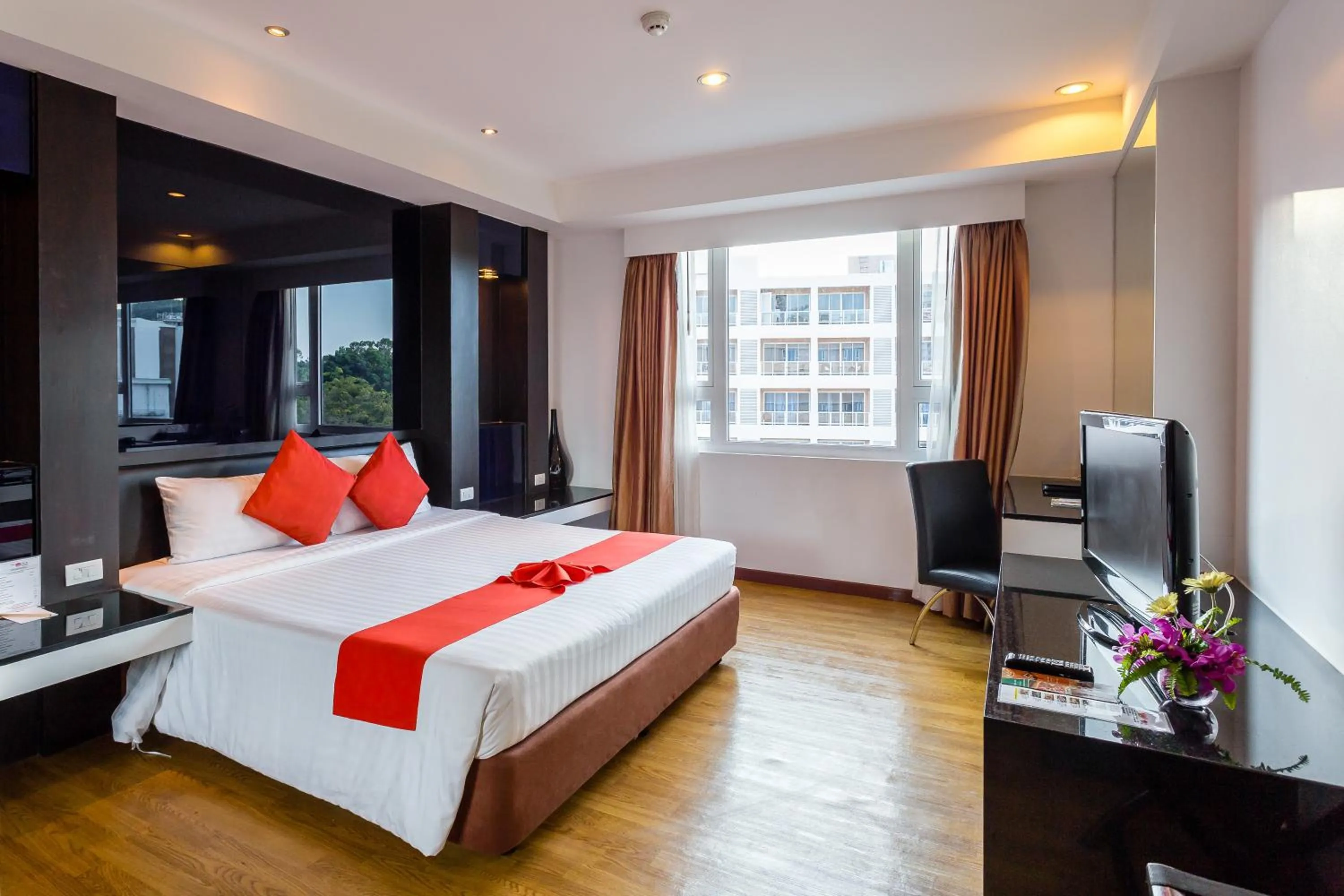 TV and multimedia, Bed in Nova Platinum Hotel