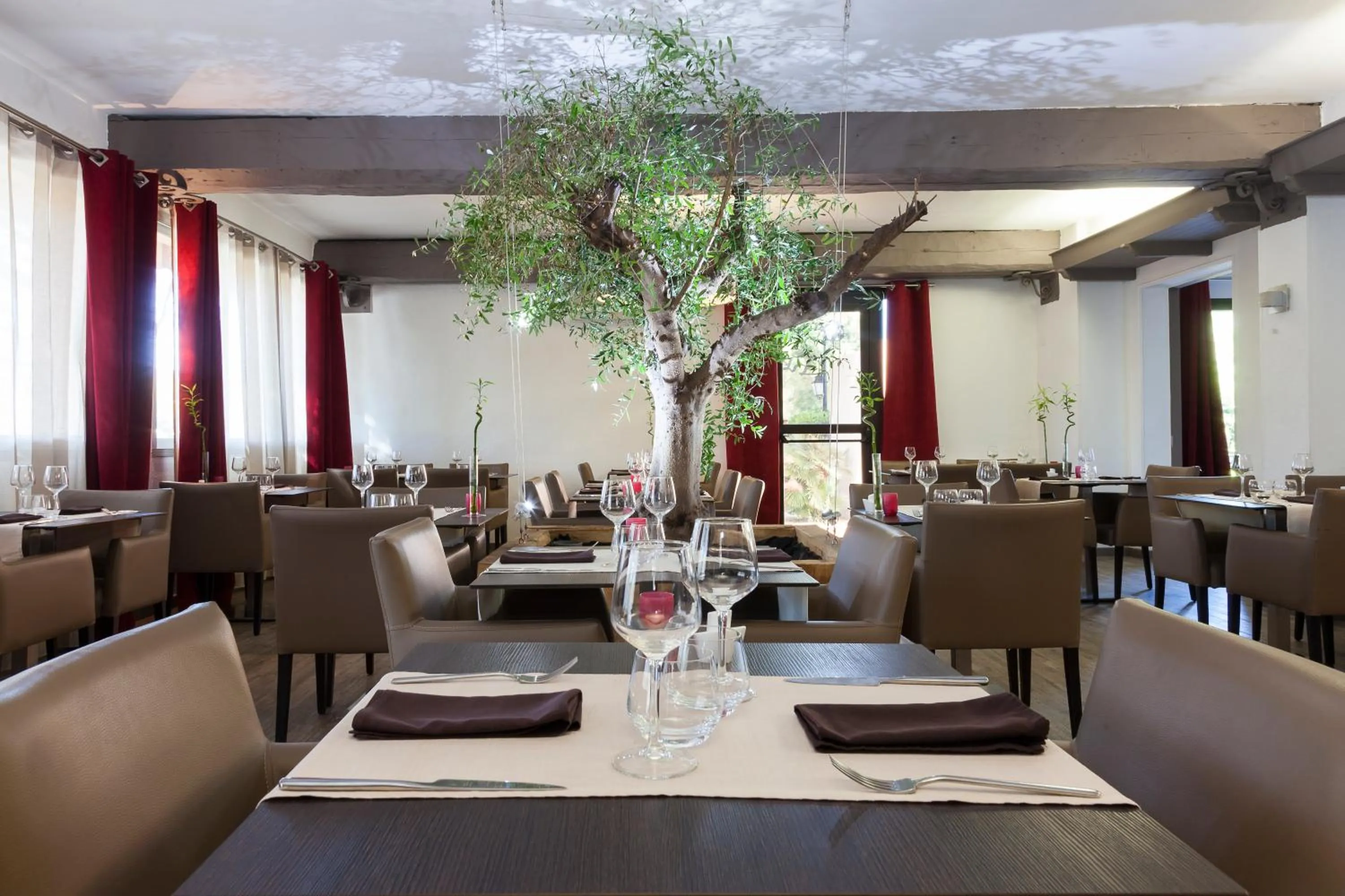 Restaurant/places to eat in LOGIS HOTEL & RESTAURANT L'ETAPE Bouc Bel Air - Gardanne