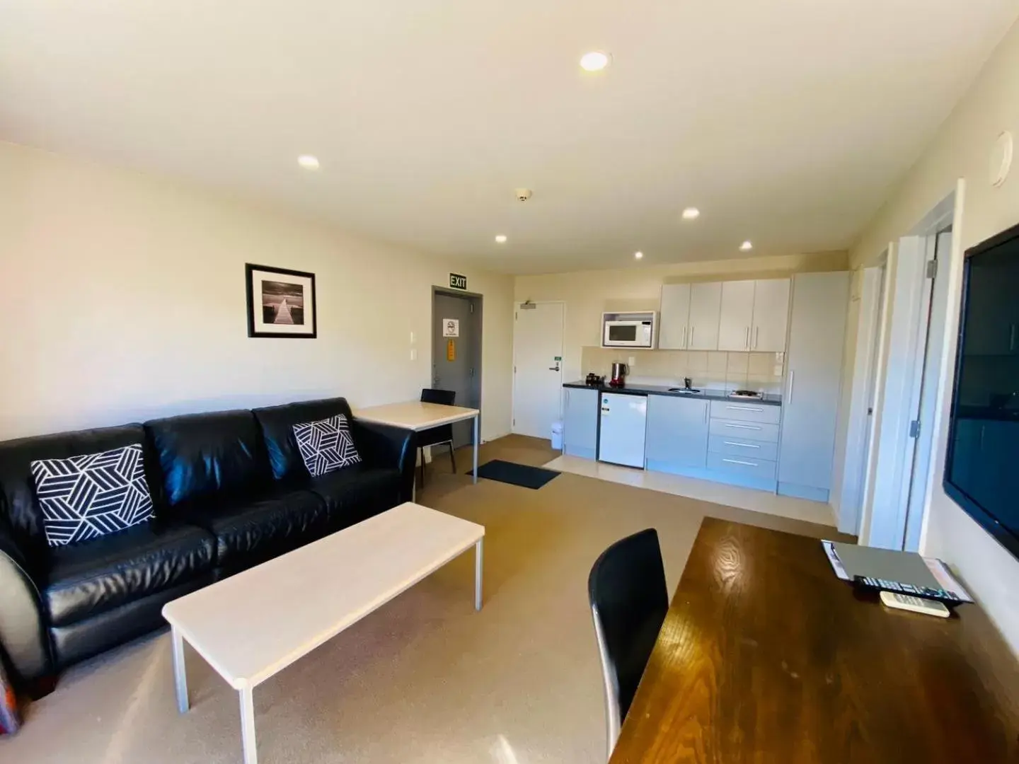 Living room, Seating Area in Alpha Motel