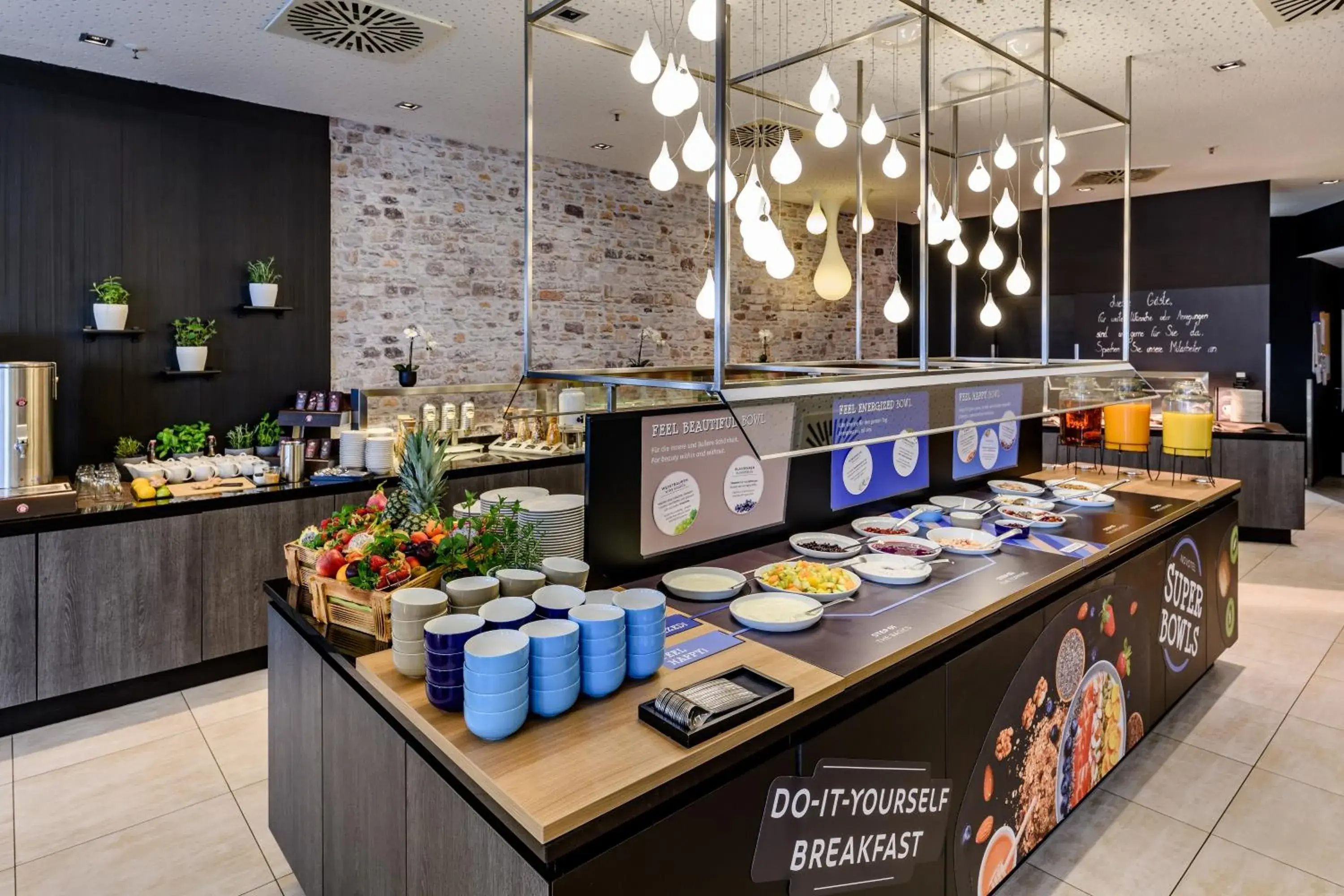 Food and drinks, Restaurant/Places to Eat in Novotel Frankfurt City