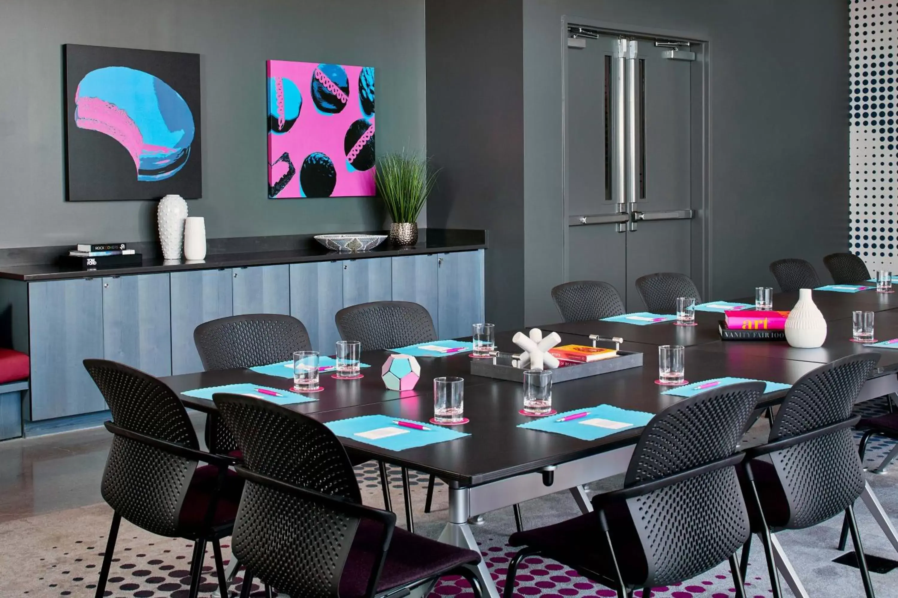 Meeting/conference room, Restaurant/Places to Eat in Aloft Chattanooga Hamilton Place