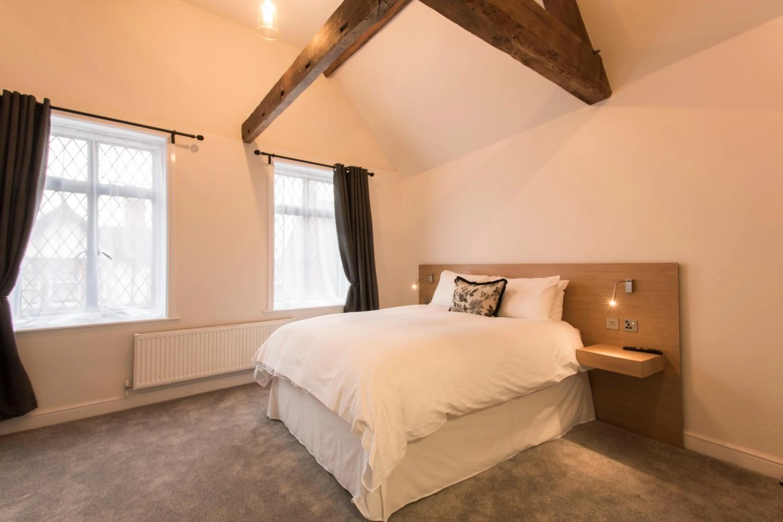 Bed in The White Hart Hotel