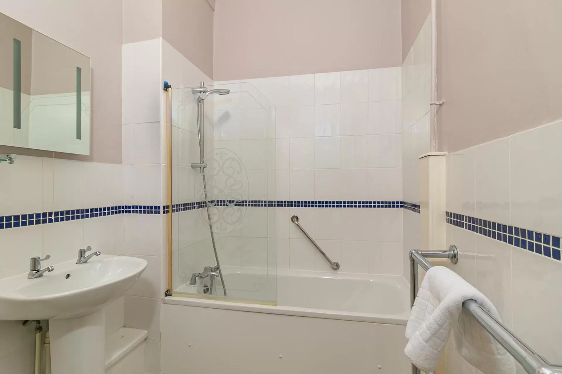 Toilet in Skegness The Royal Hotel