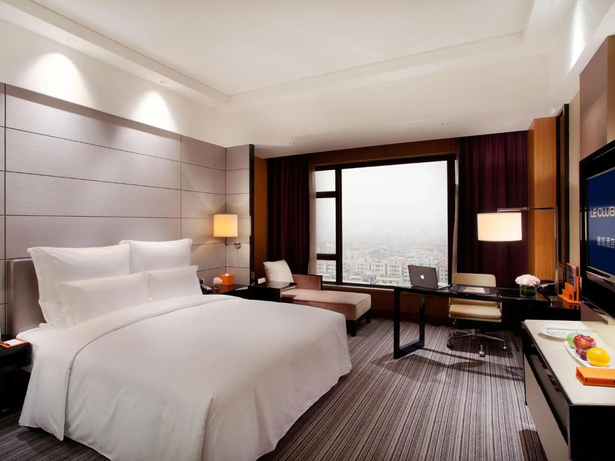 Bedroom, Bed in Pullman Dongguan Changan