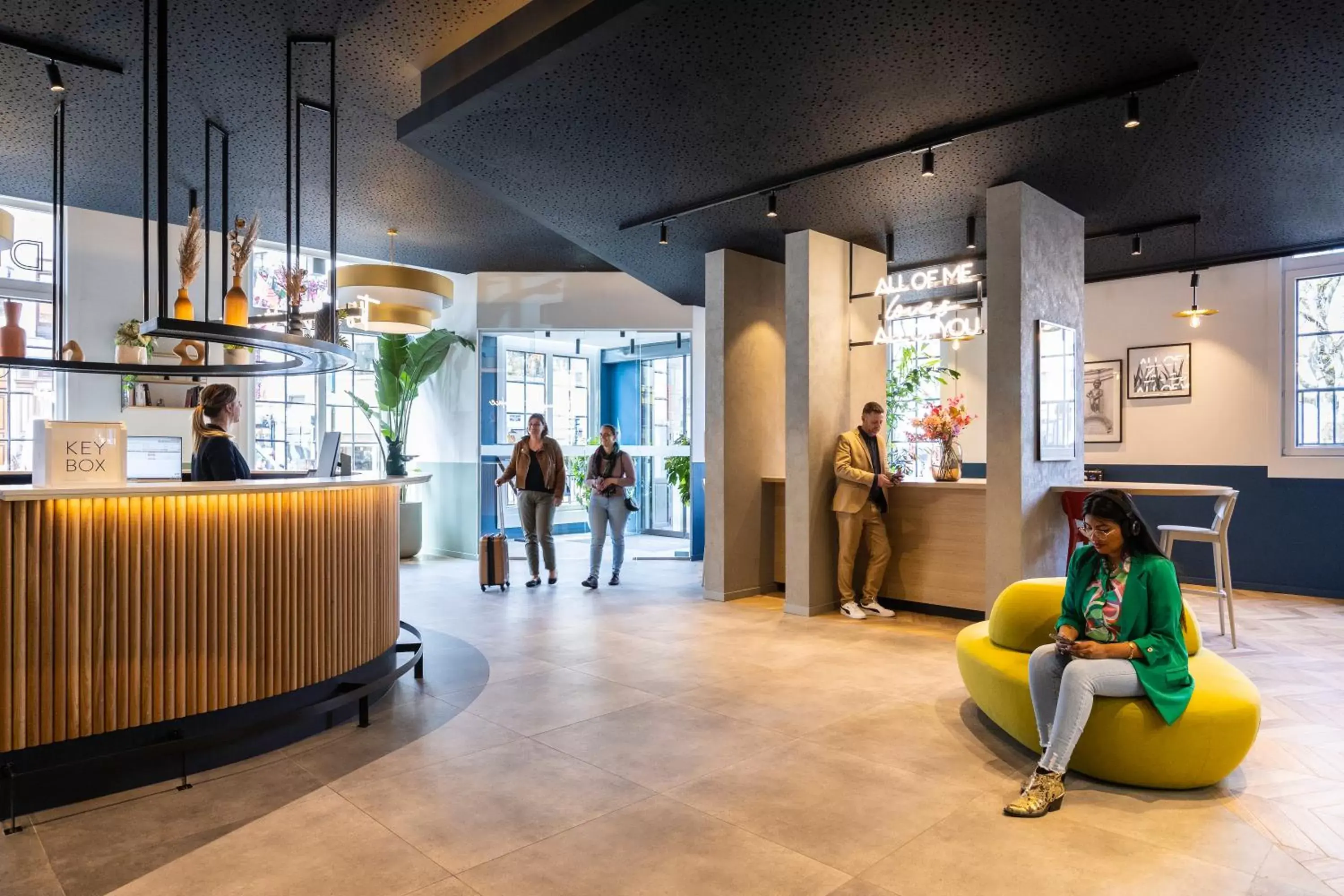 Lobby or reception in Hotel Novotel Brussels Off Grand Place