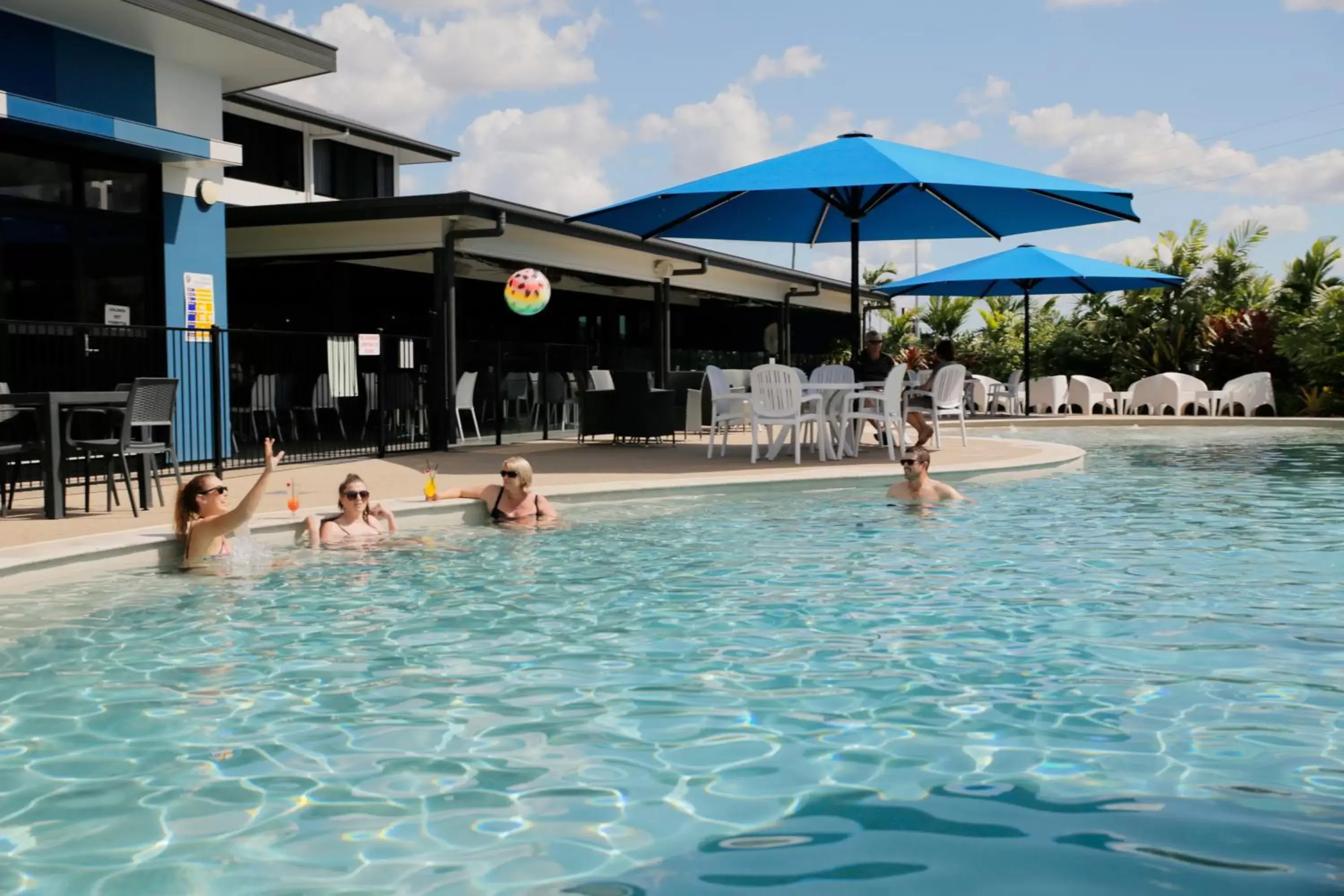 People, Swimming Pool in Korte's Resort