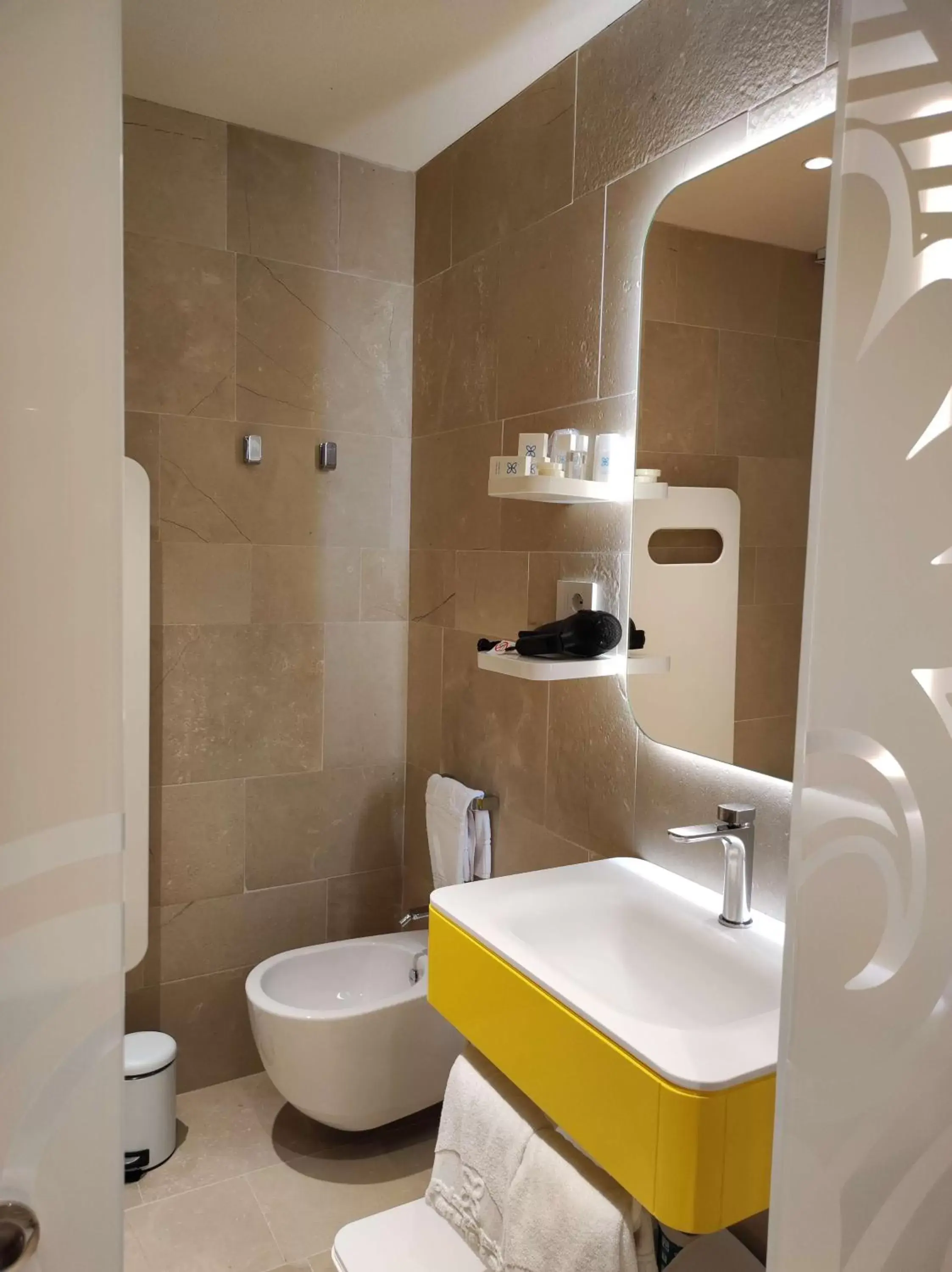 Bathroom in Palazzo Gatto Art Hotel & SPA - BW Premier Collection