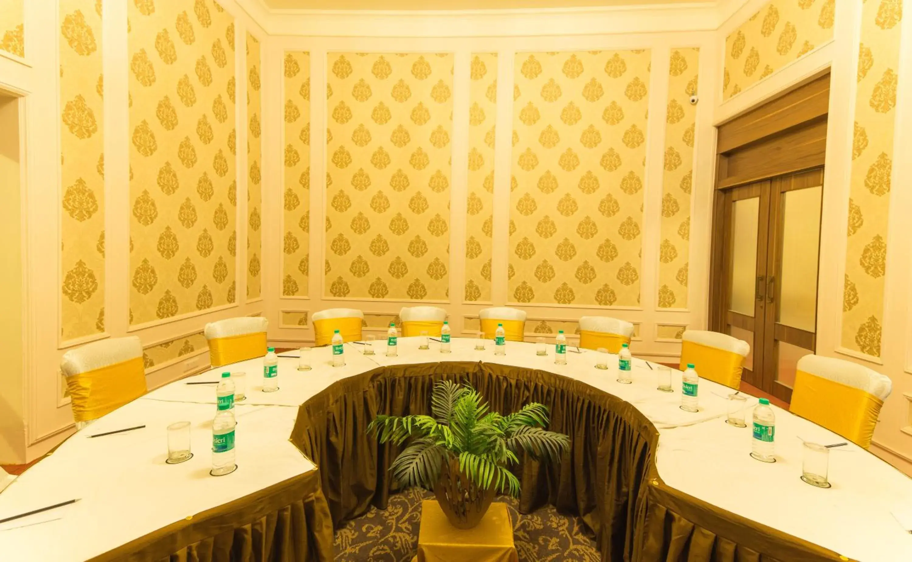 Business facilities in Vesta Bikaner Palace