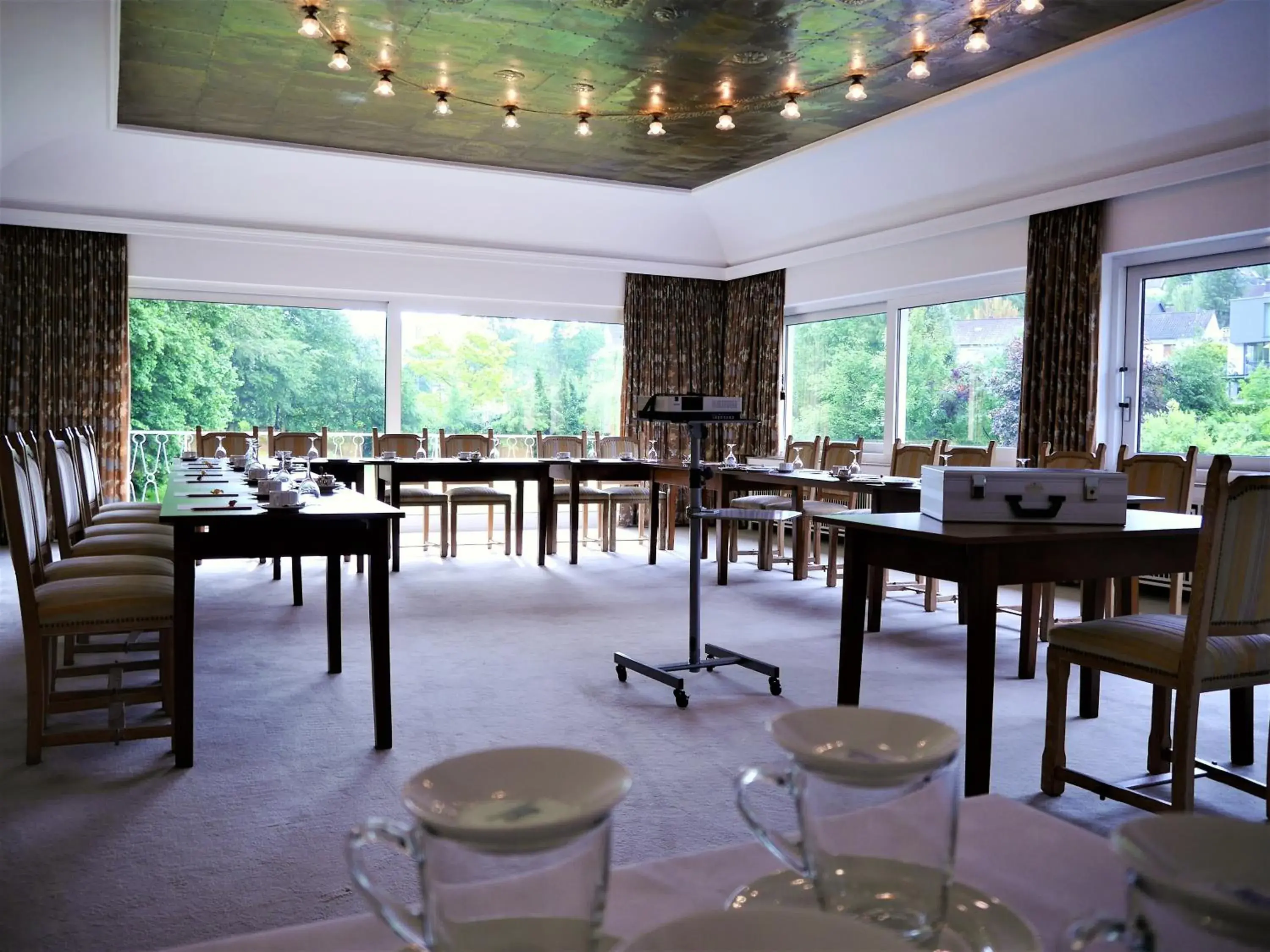 Meeting/conference room, Restaurant/Places to Eat in Romantik Waldhotel Mangold