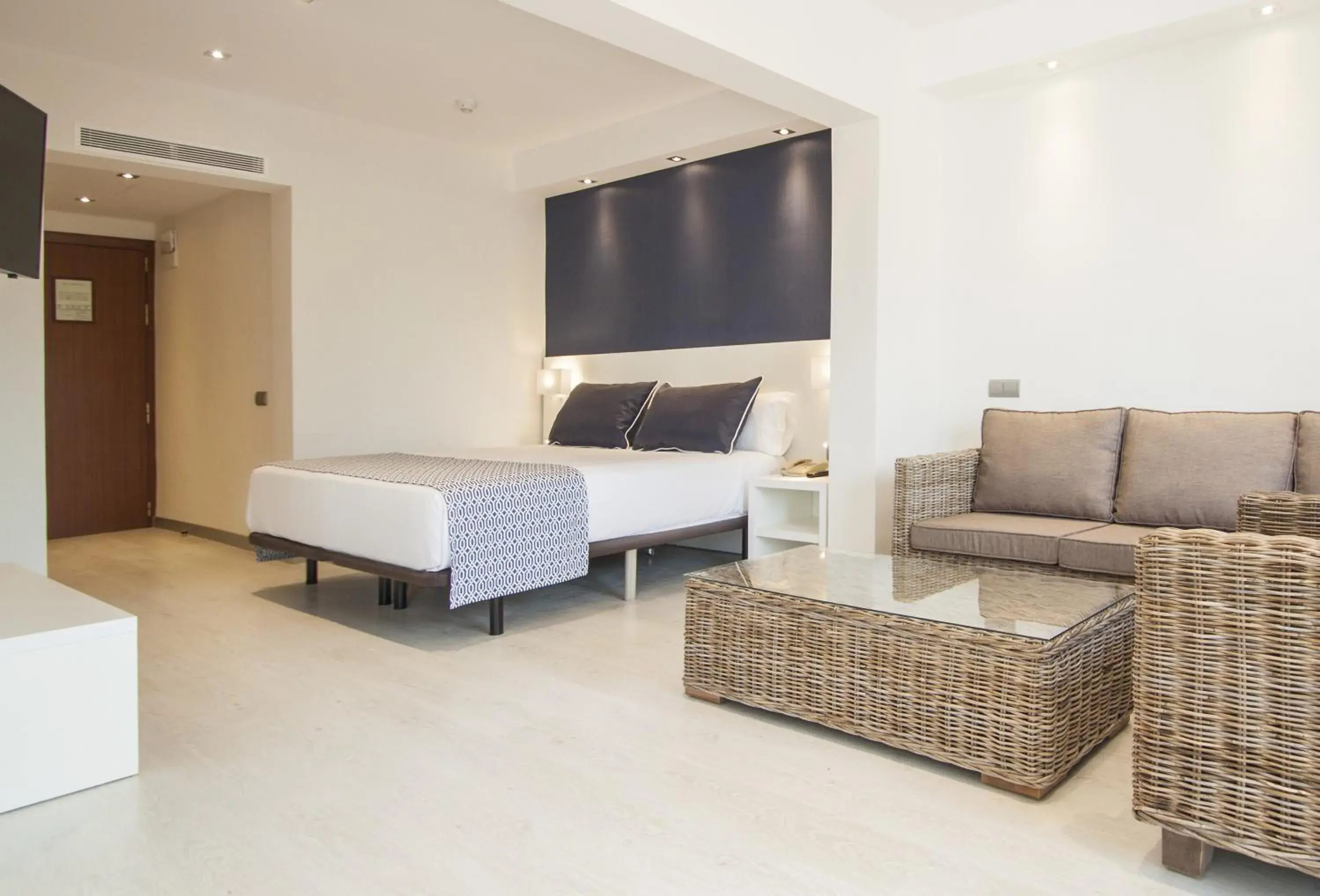 Bedroom, Seating Area in Catalonia del Mar - Adults Only