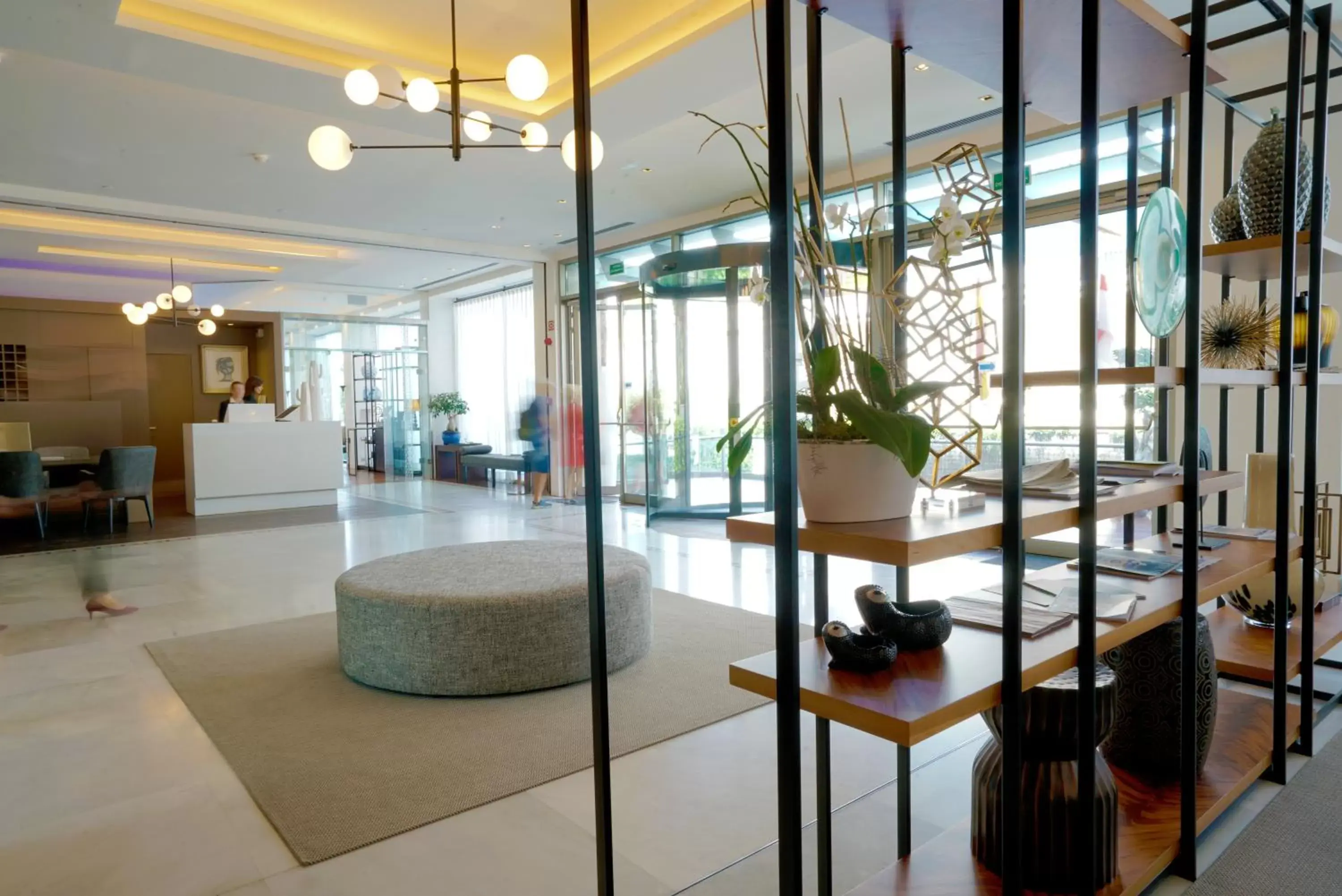 Lobby or reception in Hotel MiM Sitges & Spa