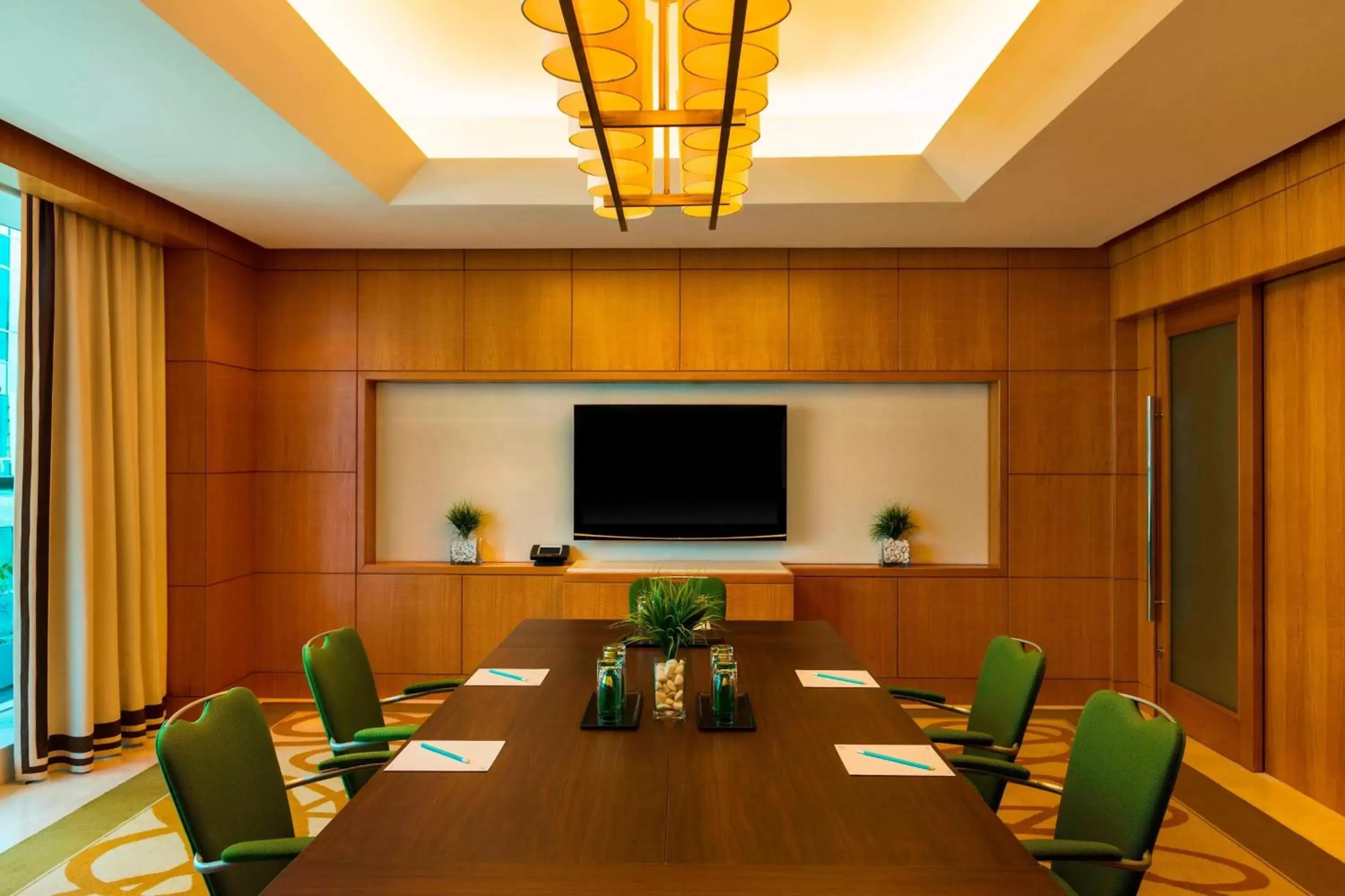 Meeting/conference room in Four Points by Sheraton Sheikh Zayed Road