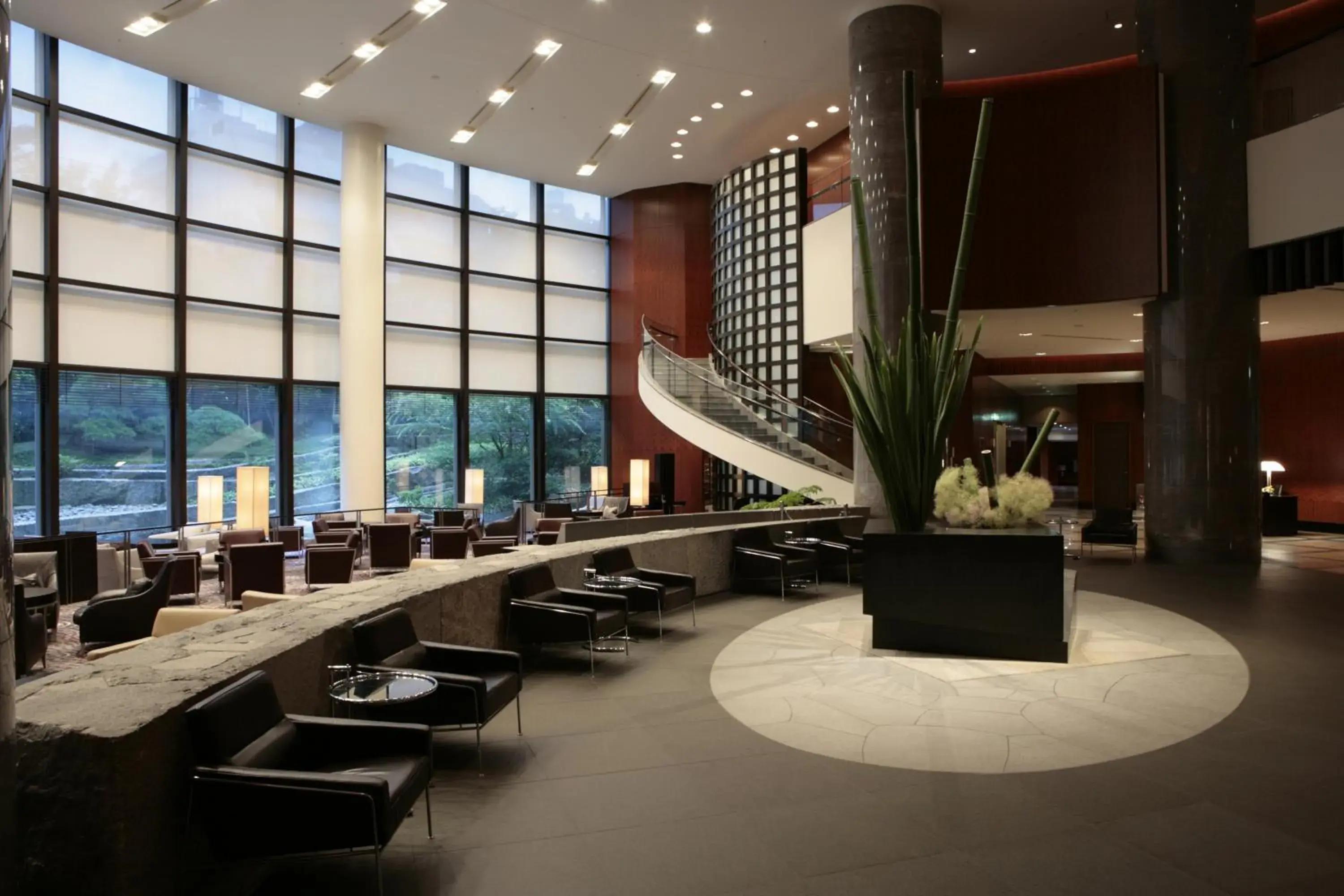 Lobby or reception, Lounge/Bar in Cerulean Tower Tokyu Hotel, A Pan Pacific Partner Hotel