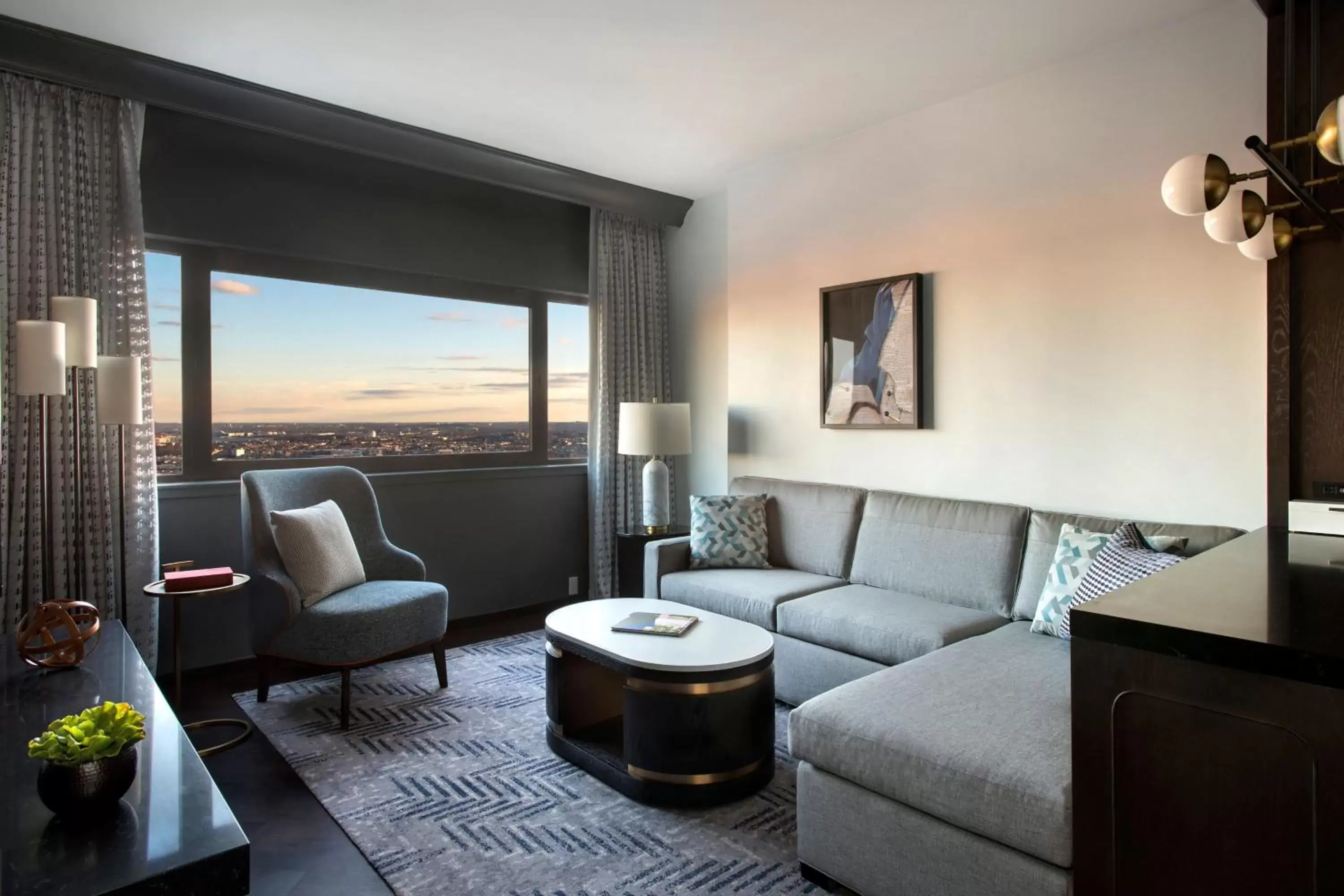 Living room, Seating Area in Boston Marriott Copley Place