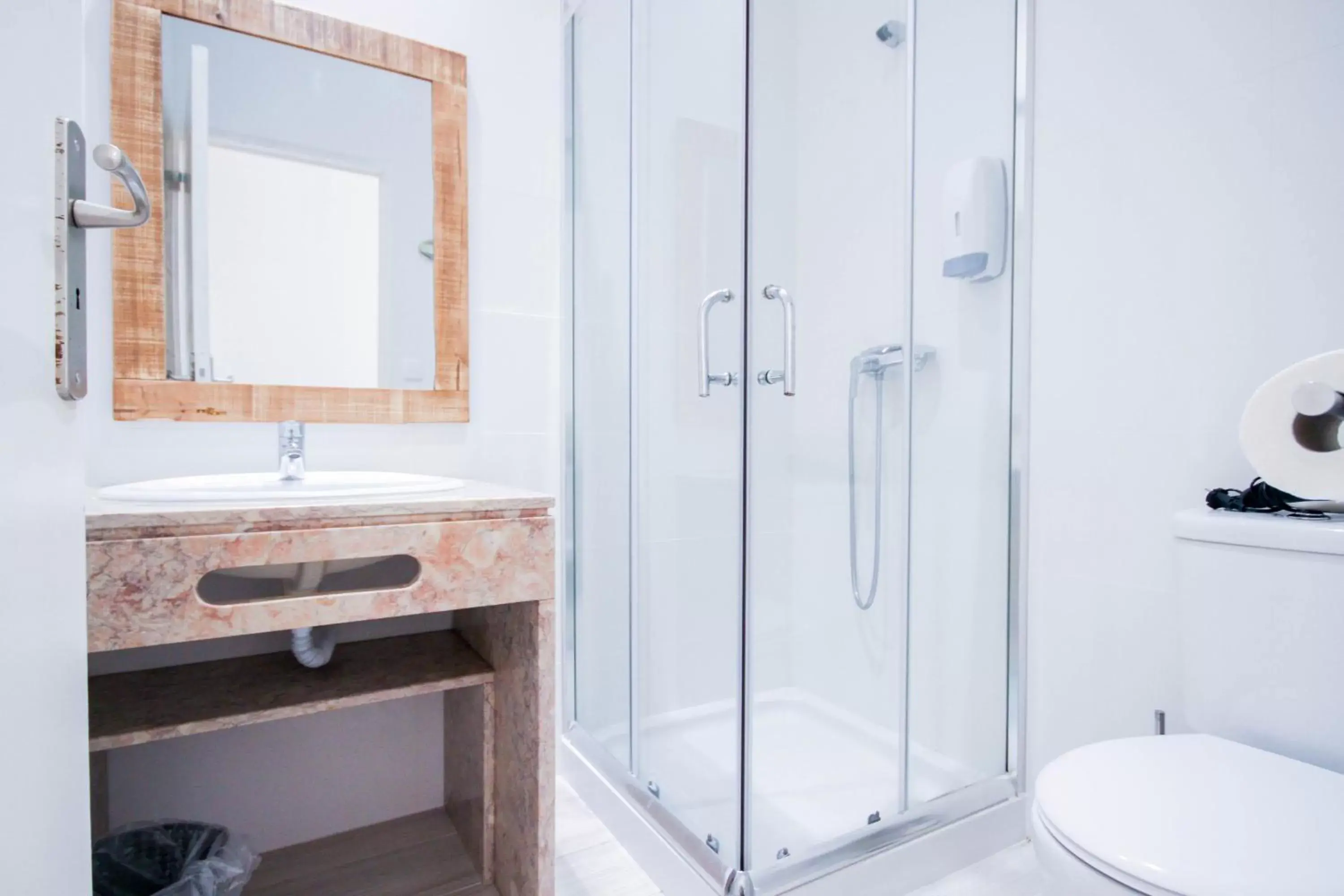 Bathroom in Ferrel Surf House