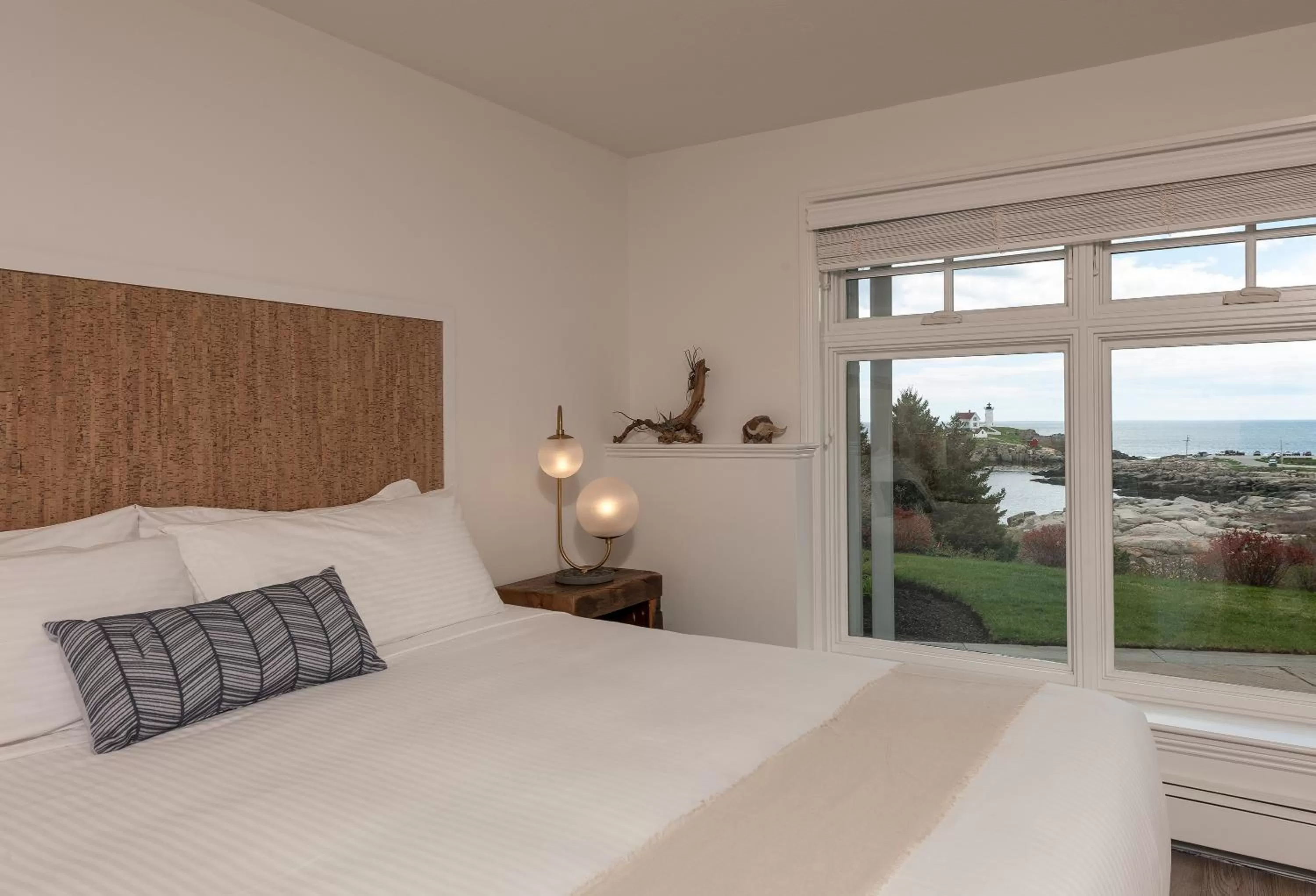 Bed in ViewPoint Hotel