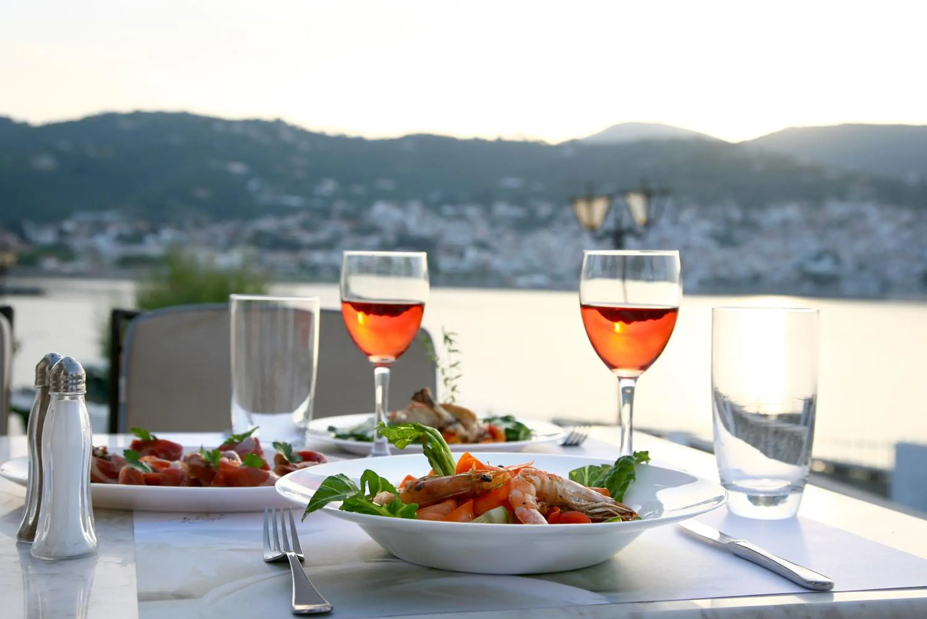 Restaurant/places to eat in Skopelos Village Hotel