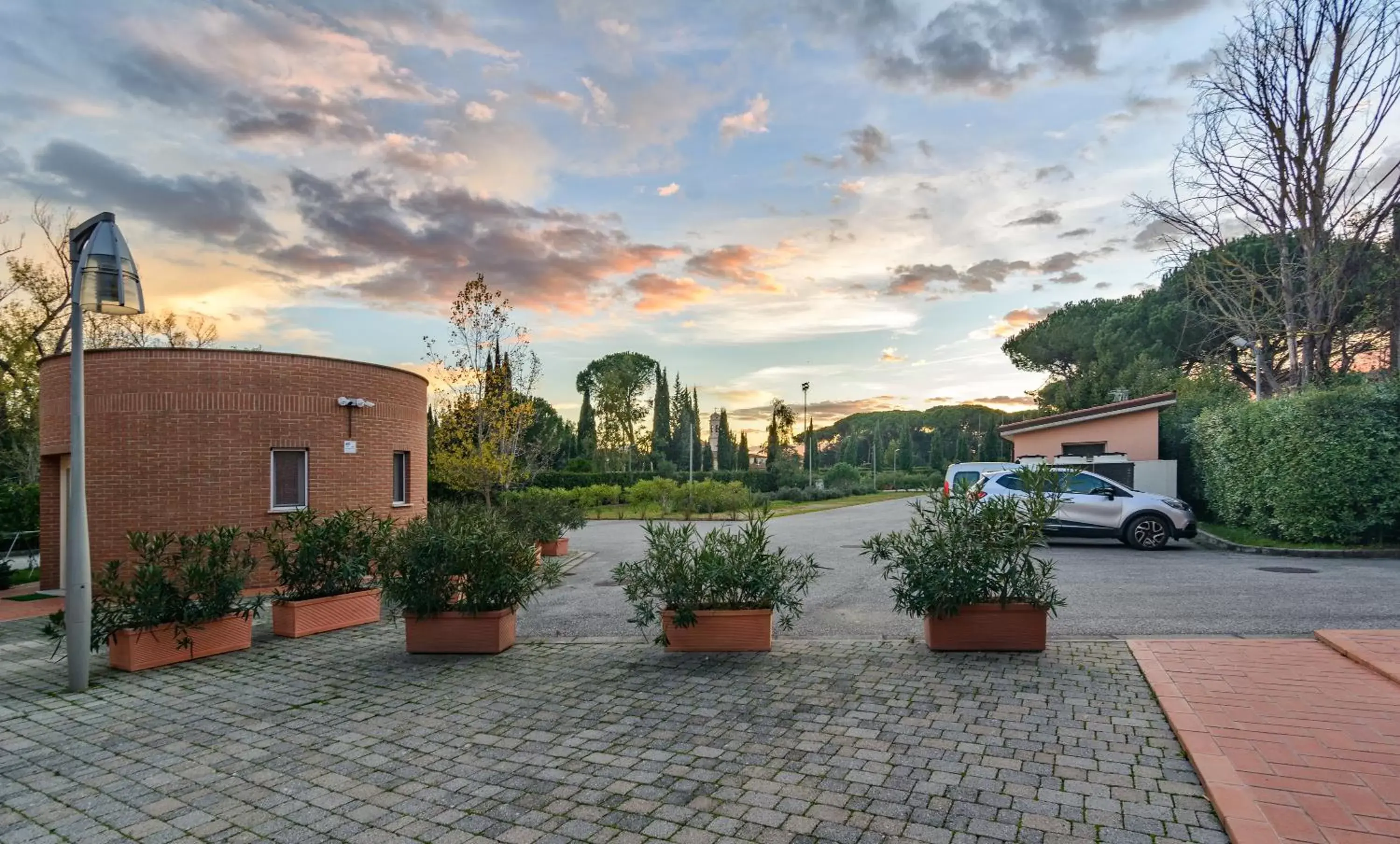 Parking, Property Building in Residence San Rossore