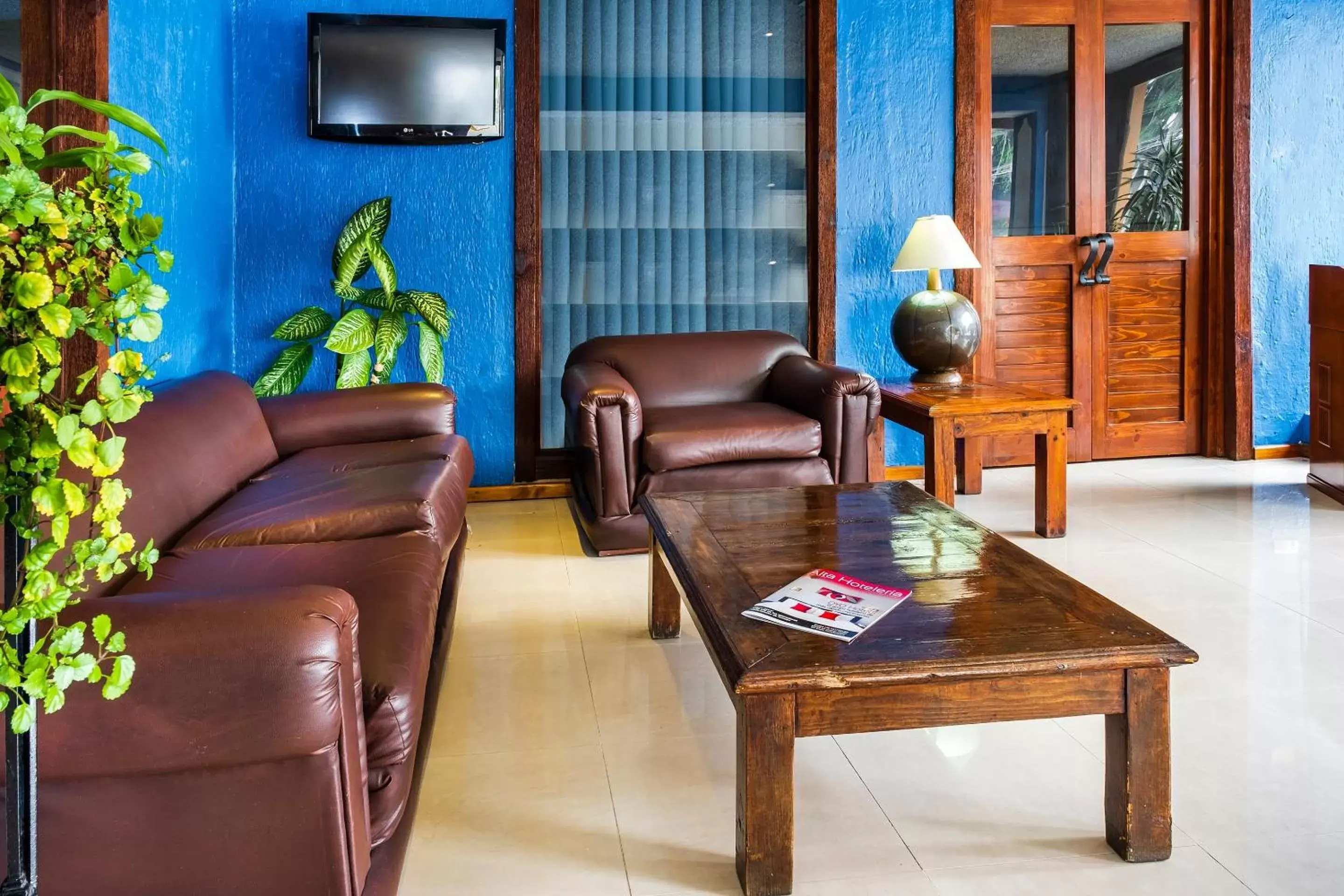 Lobby or reception, Seating Area in Capital O Hotel Central, Xalapa