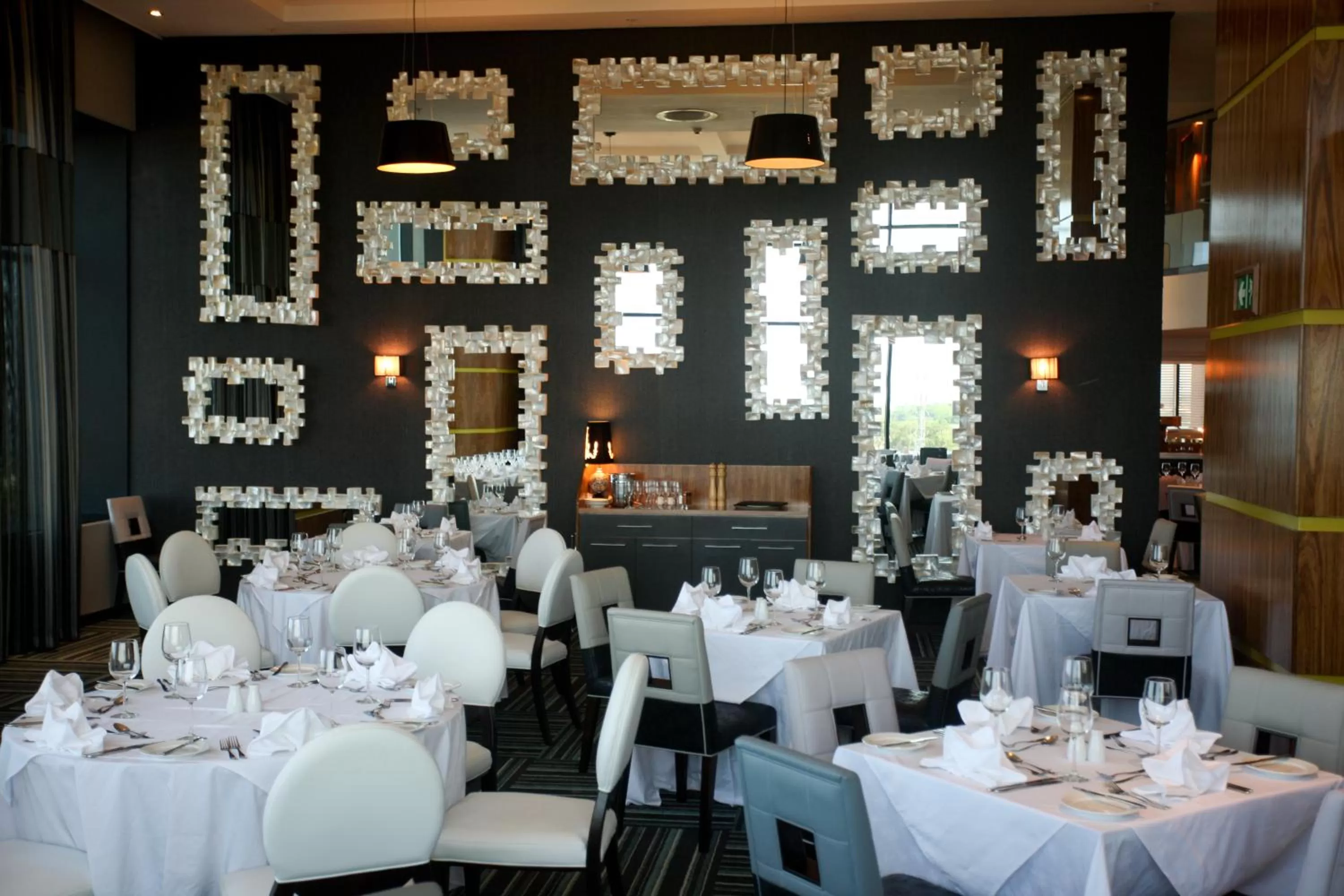 Restaurant/places to eat in Coastlands Umhlanga Hotel and Convention Centre