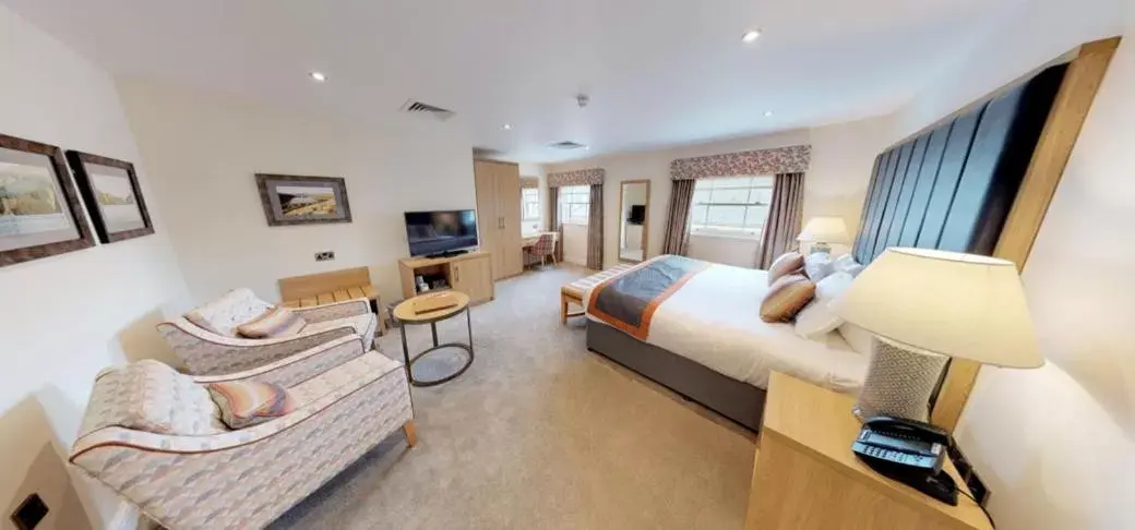 Photo of the whole room, Bed in The H Boutique Hotel Photo of the whole room, Bed in The H Boutique Hotel