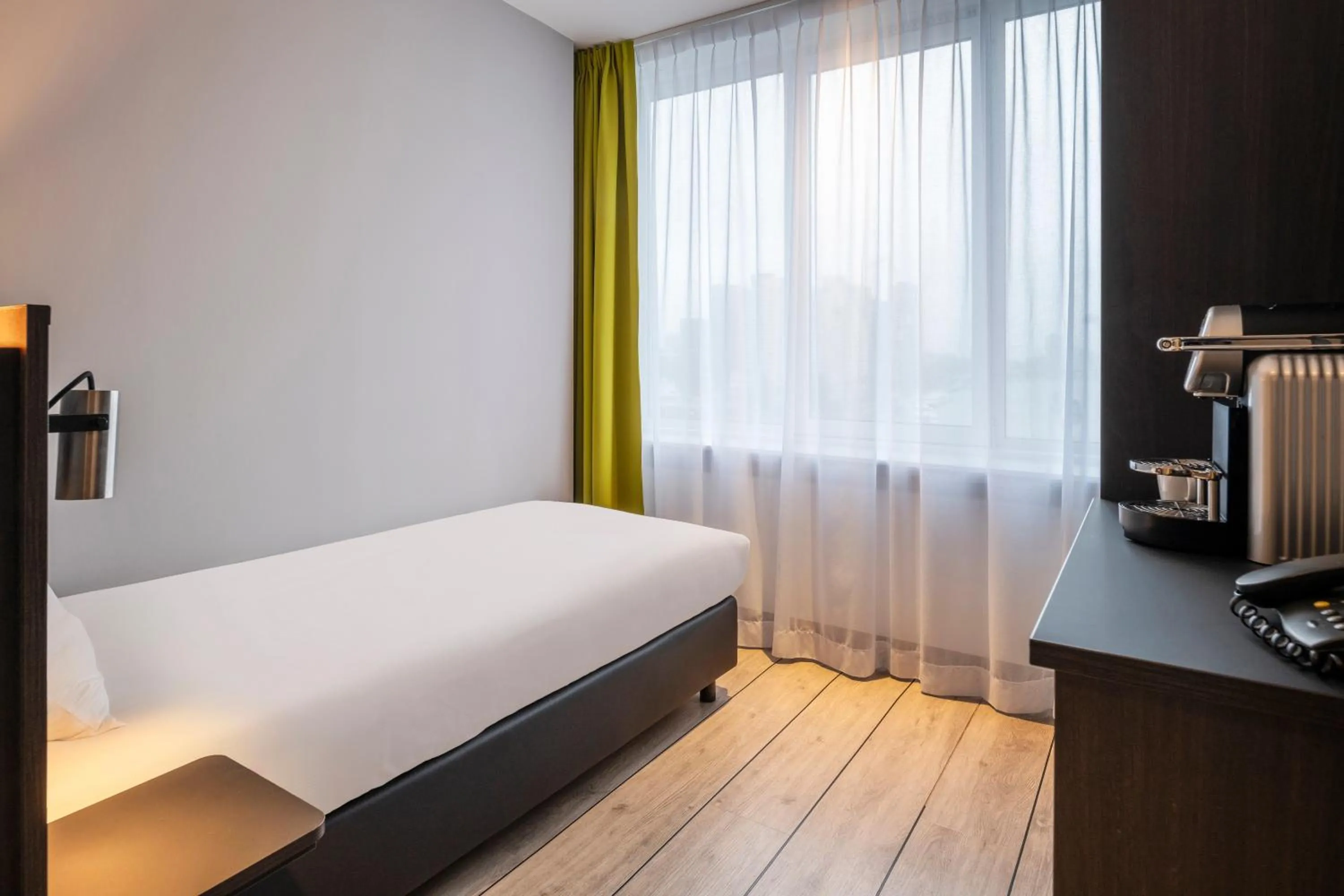 Bed in Thon Hotel Rotterdam City Centre