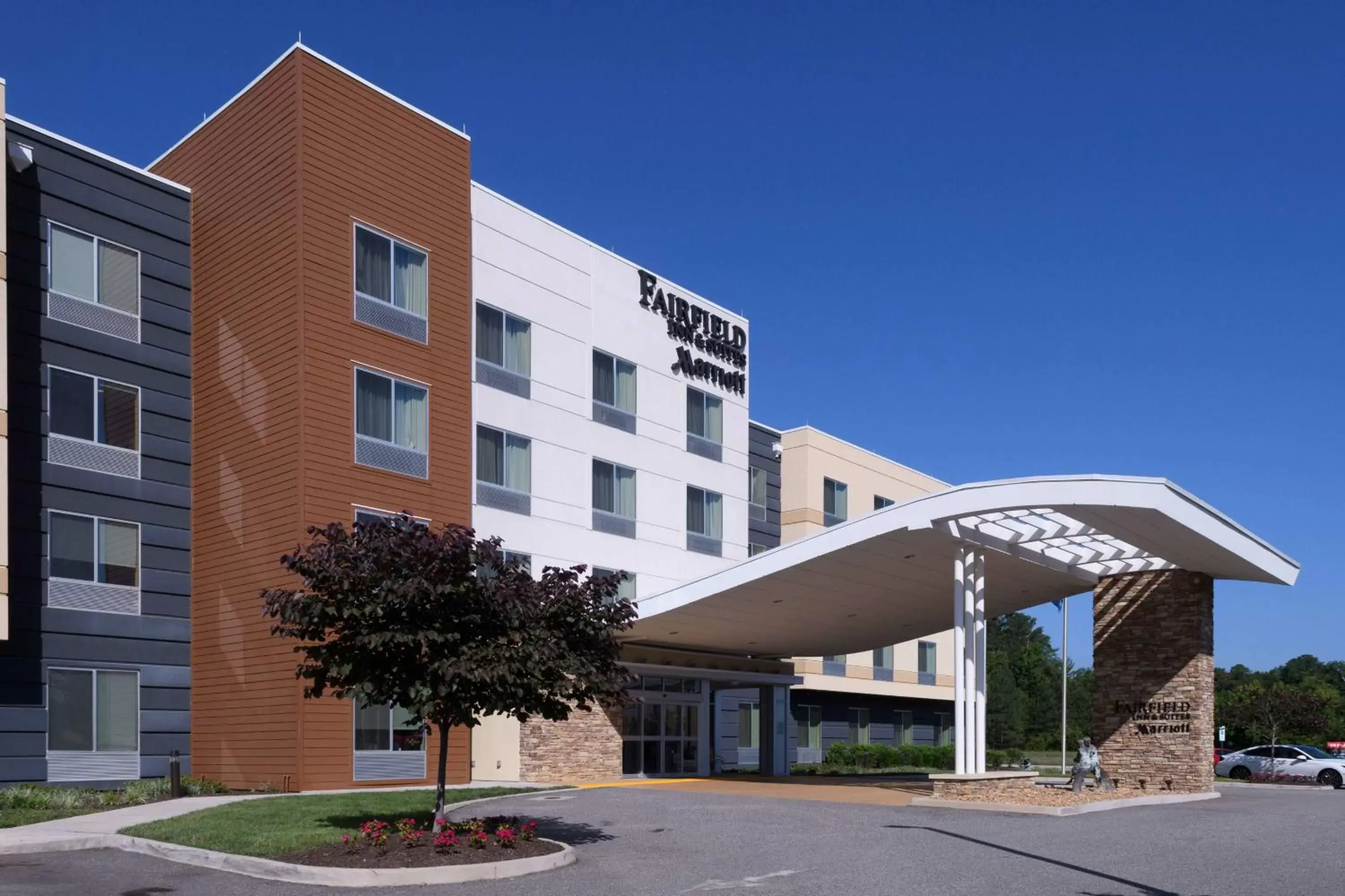 Other, Property Building in Fairfield Inn & Suites by Marriott Richmond Ashland